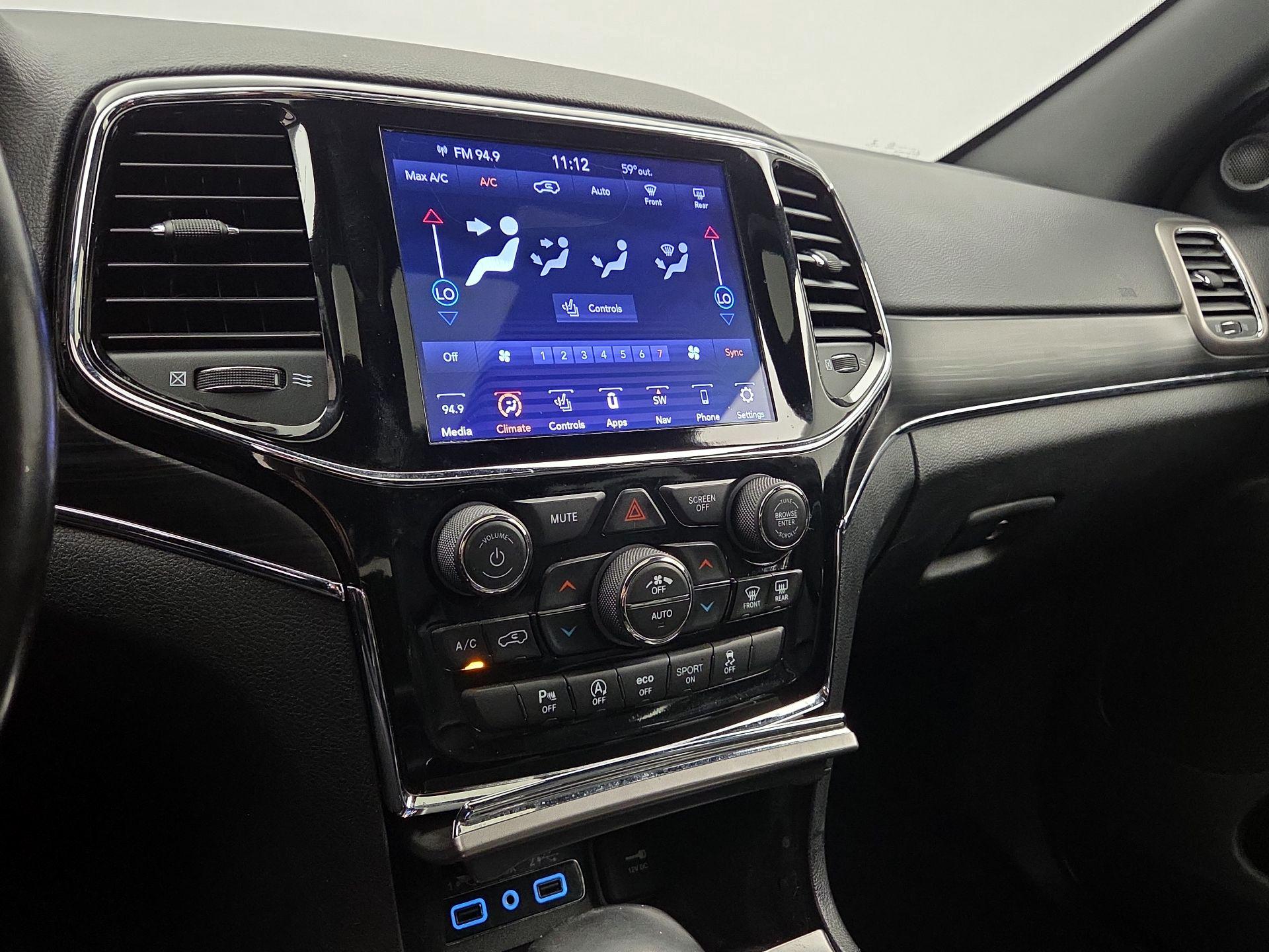 Thumbnail: 2020 Jeep Grand Cherokee - 17