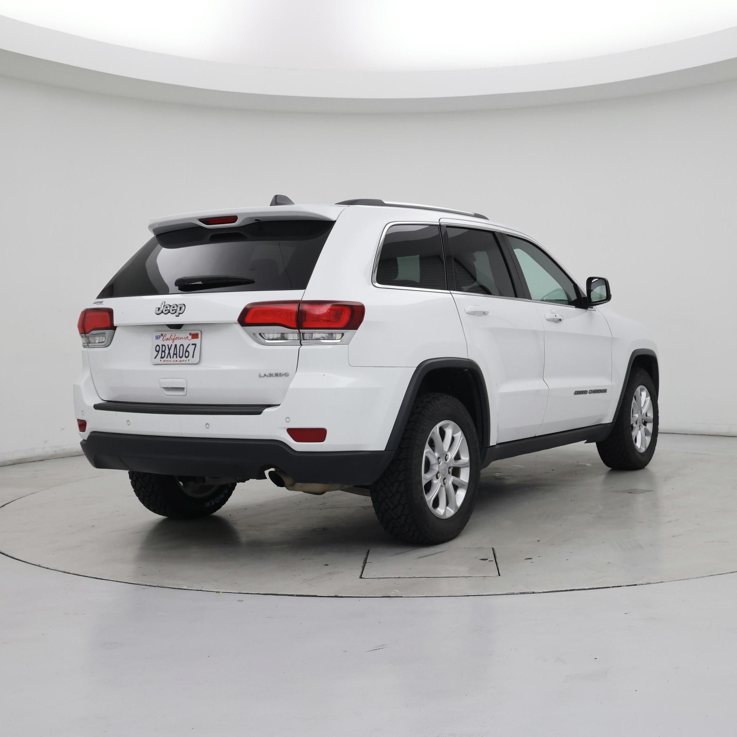 Thumbnail: 2021 Jeep Grand Cherokee - 8