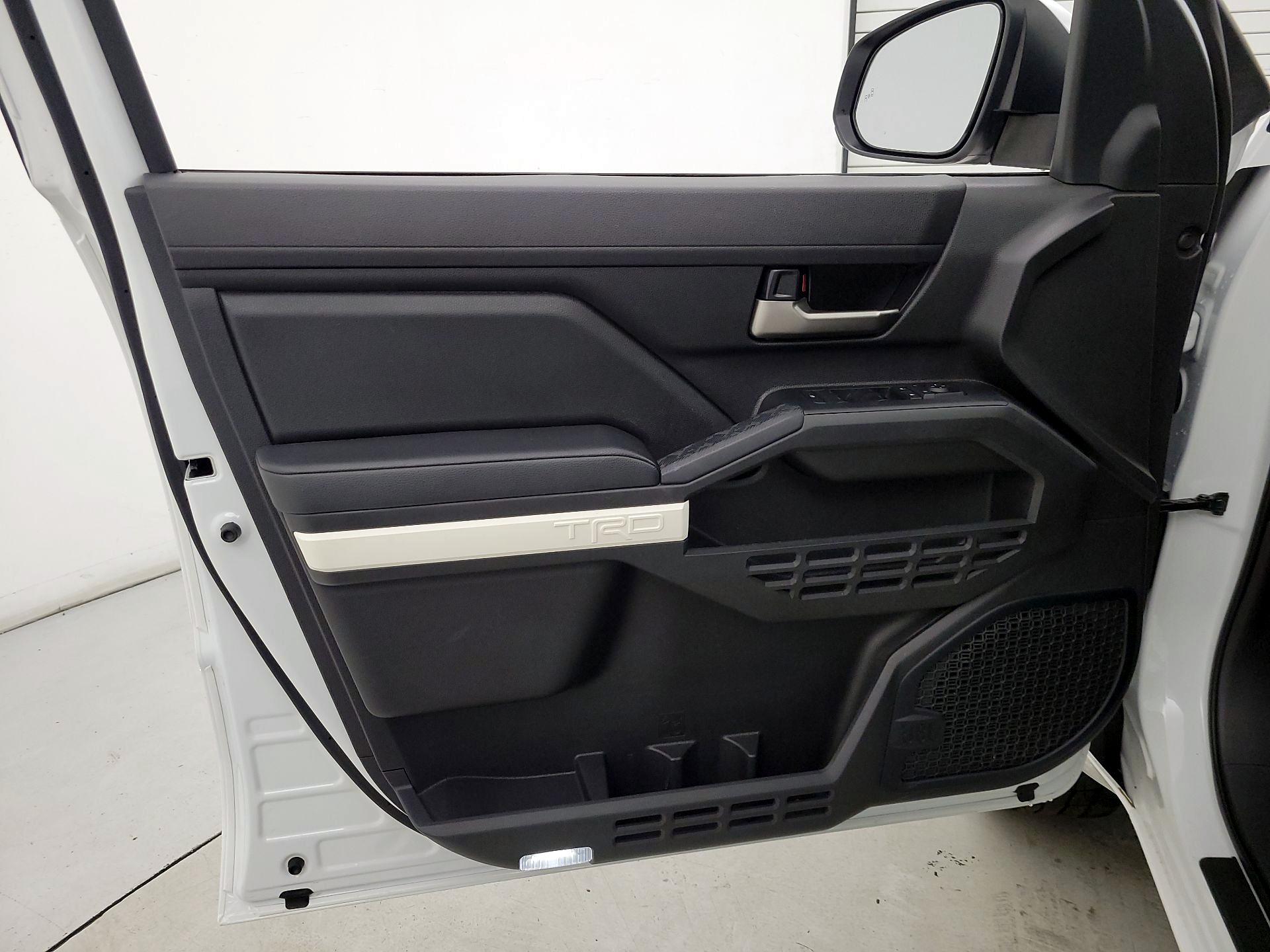 Thumbnail: 2024 Toyota Tacoma - 12