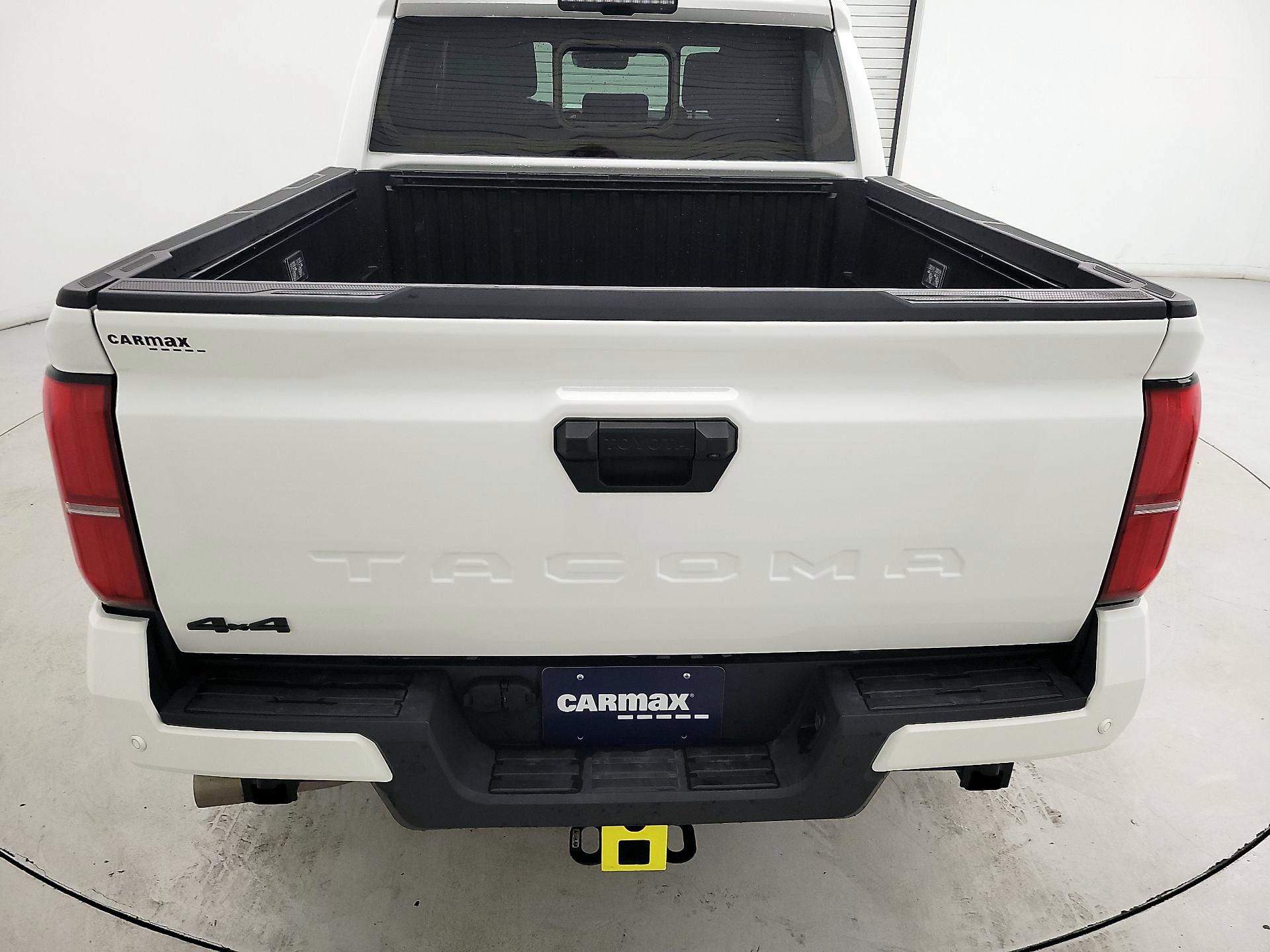 Thumbnail: 2024 Toyota Tacoma - 20