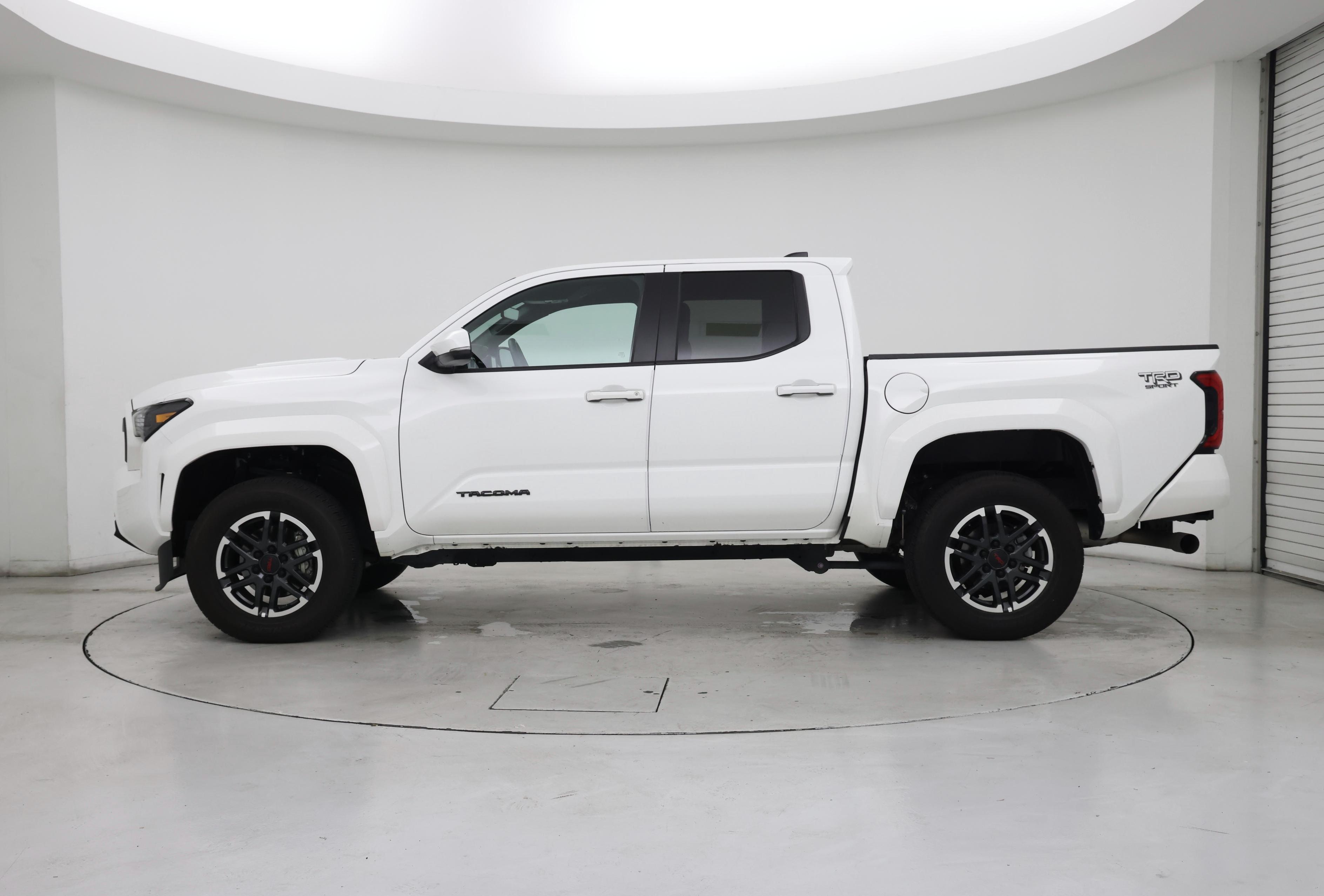 Thumbnail: 2024 Toyota Tacoma - 3