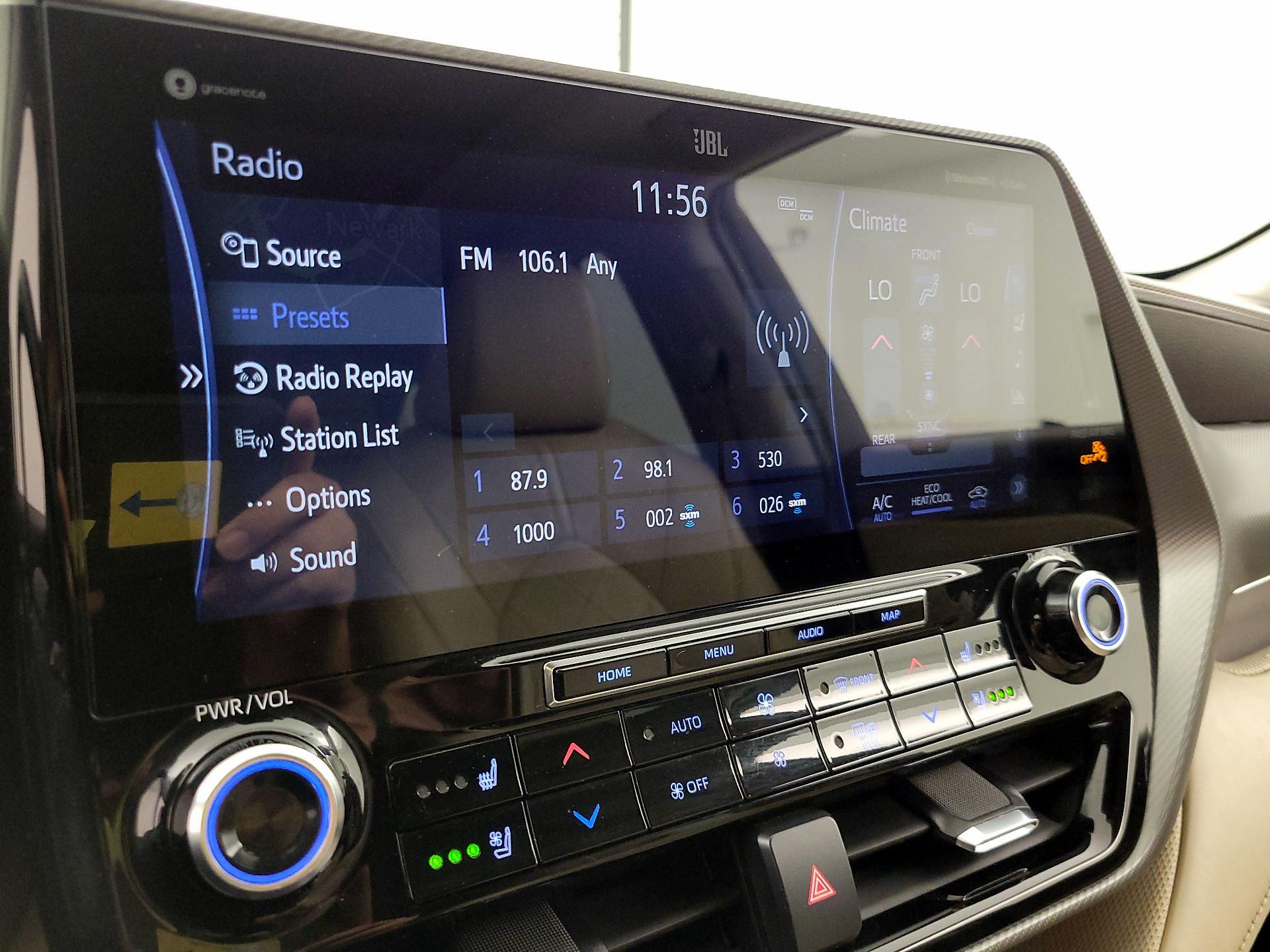 Thumbnail: 2021 Toyota Highlander - 16