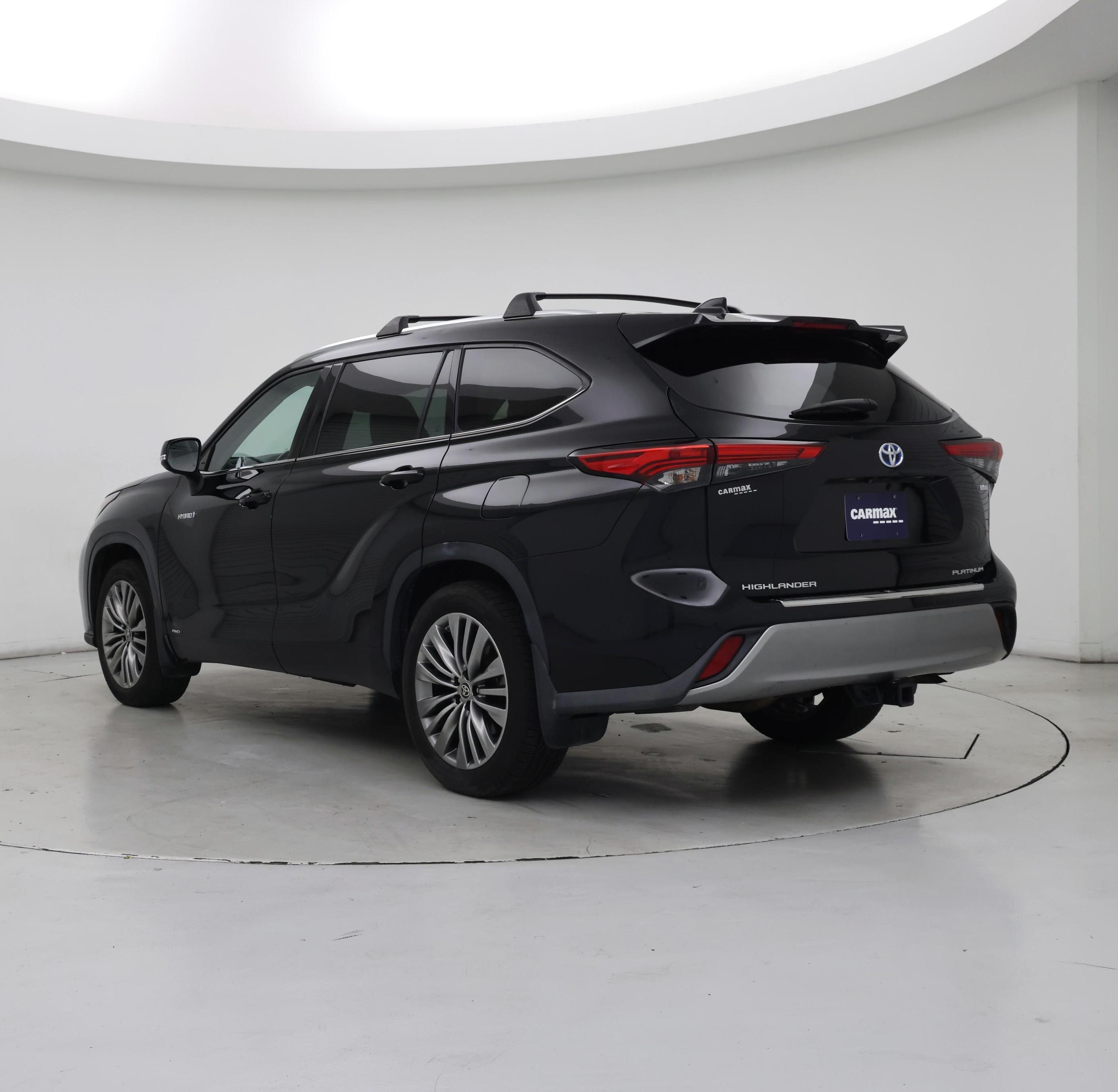 Thumbnail: 2021 Toyota Highlander - 2
