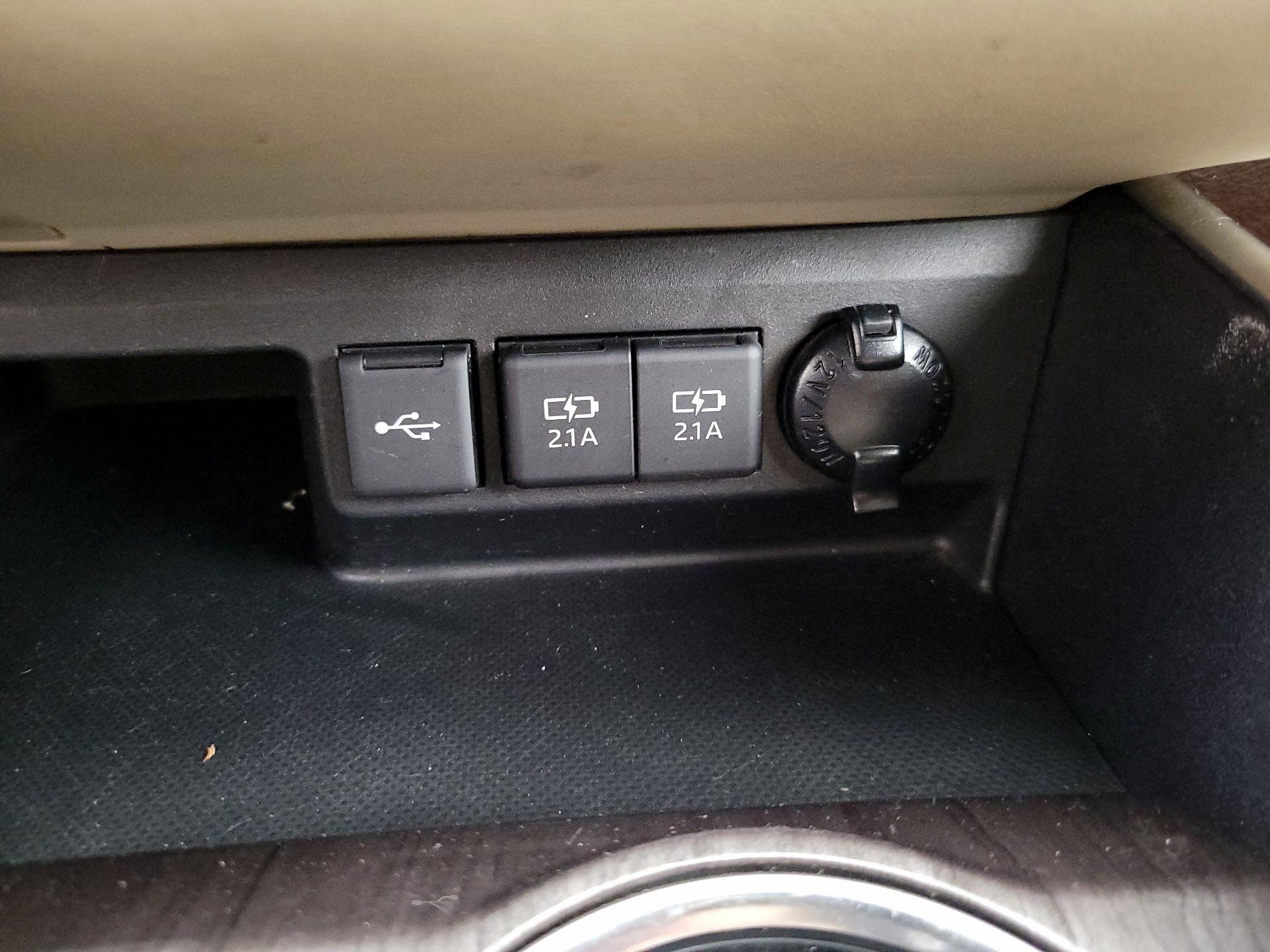 Thumbnail: 2021 Toyota Highlander - 19