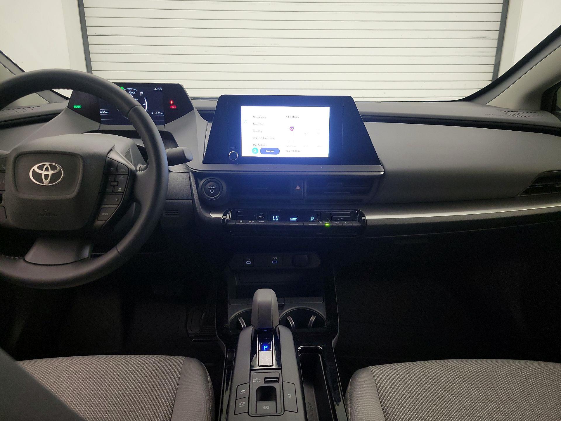 Thumbnail: 2024 Toyota Prius - 9