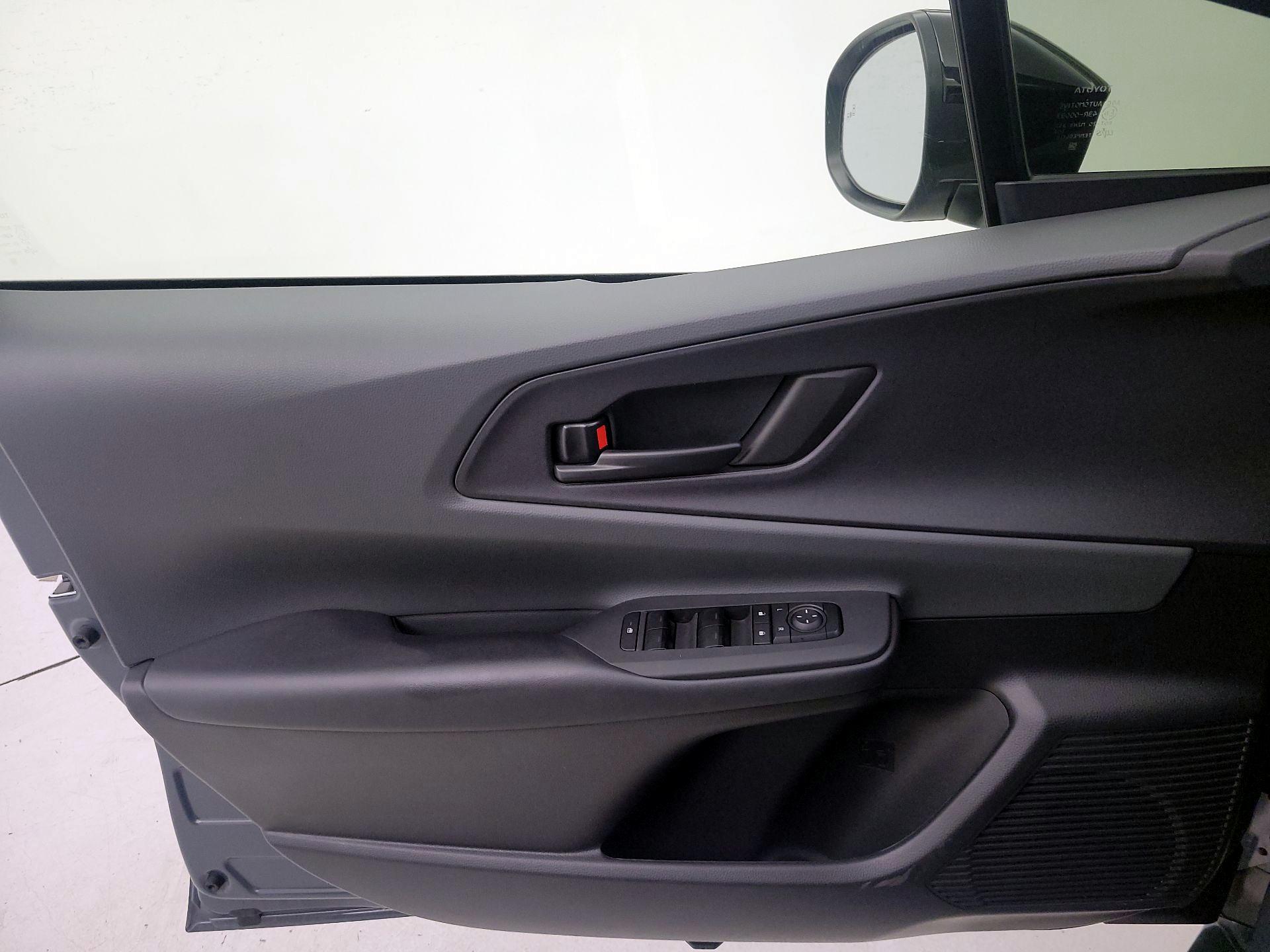 Thumbnail: 2024 Toyota Prius - 12