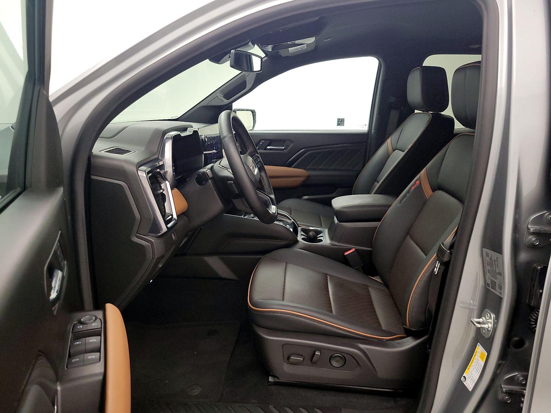 Thumbnail: 2025 GMC Canyon - 11