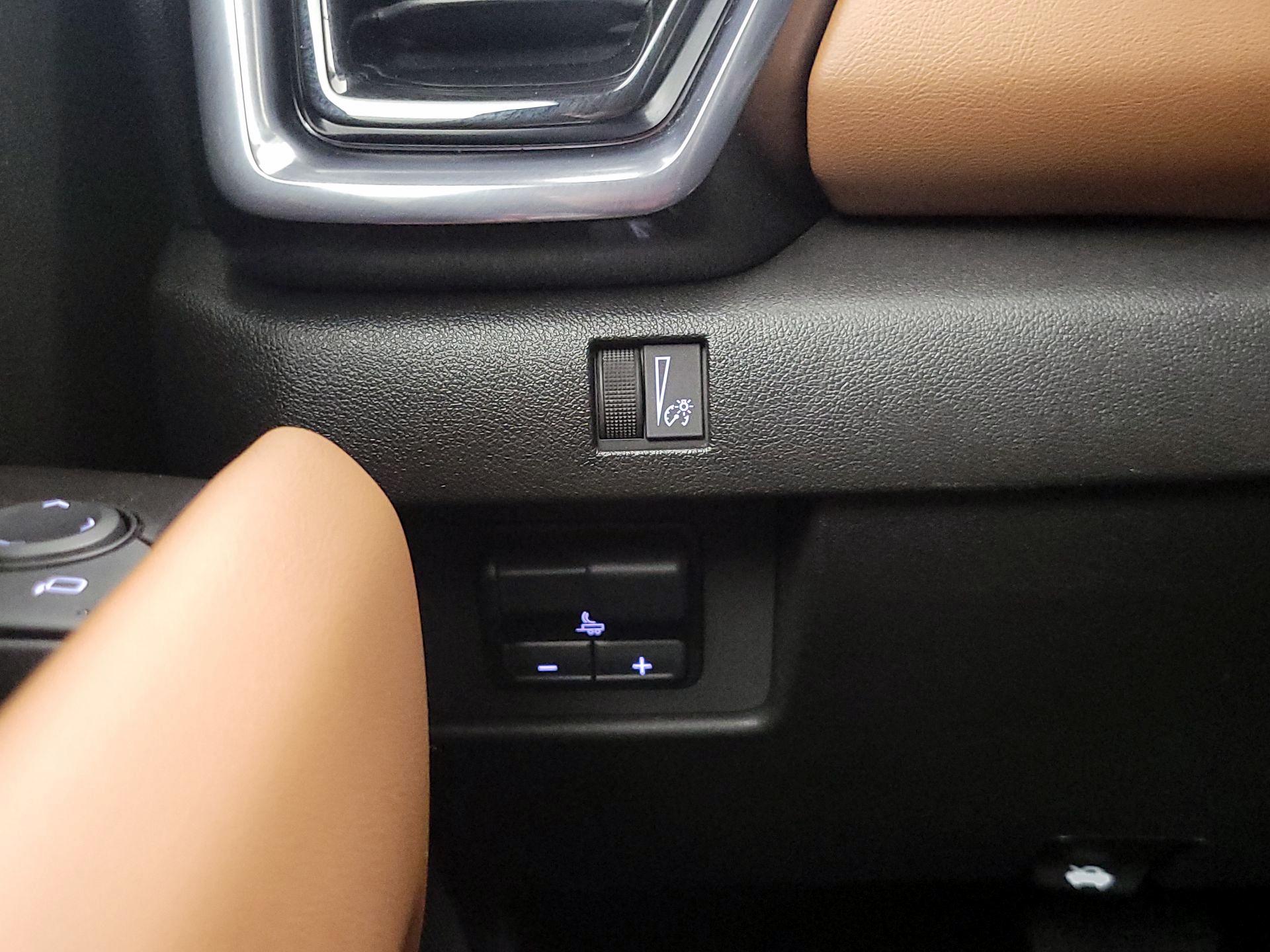 Thumbnail: 2025 GMC Canyon - 13