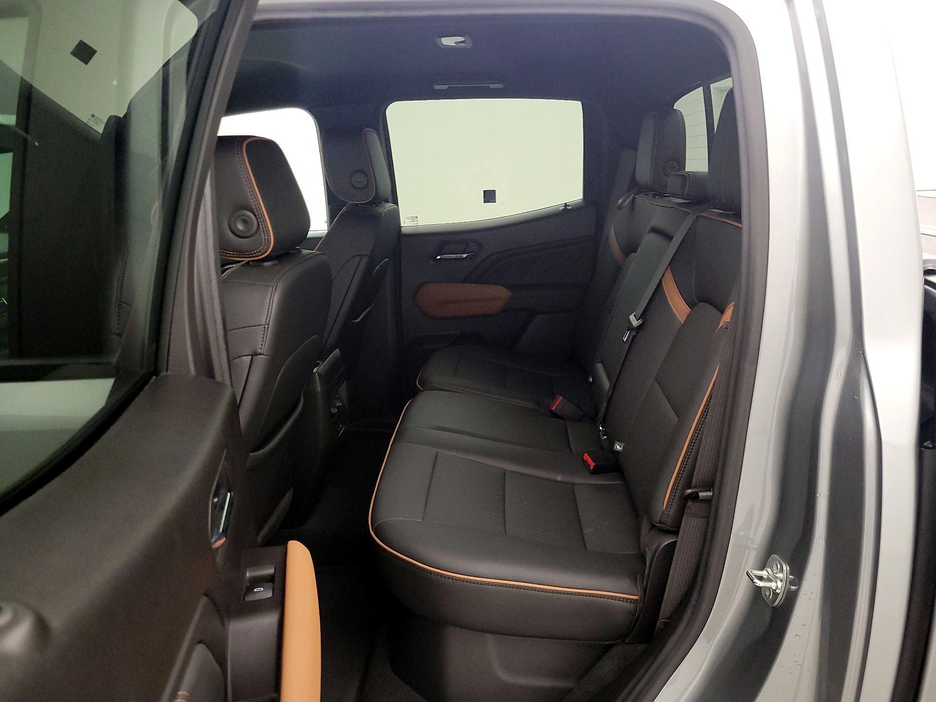 Thumbnail: 2025 GMC Canyon - 19