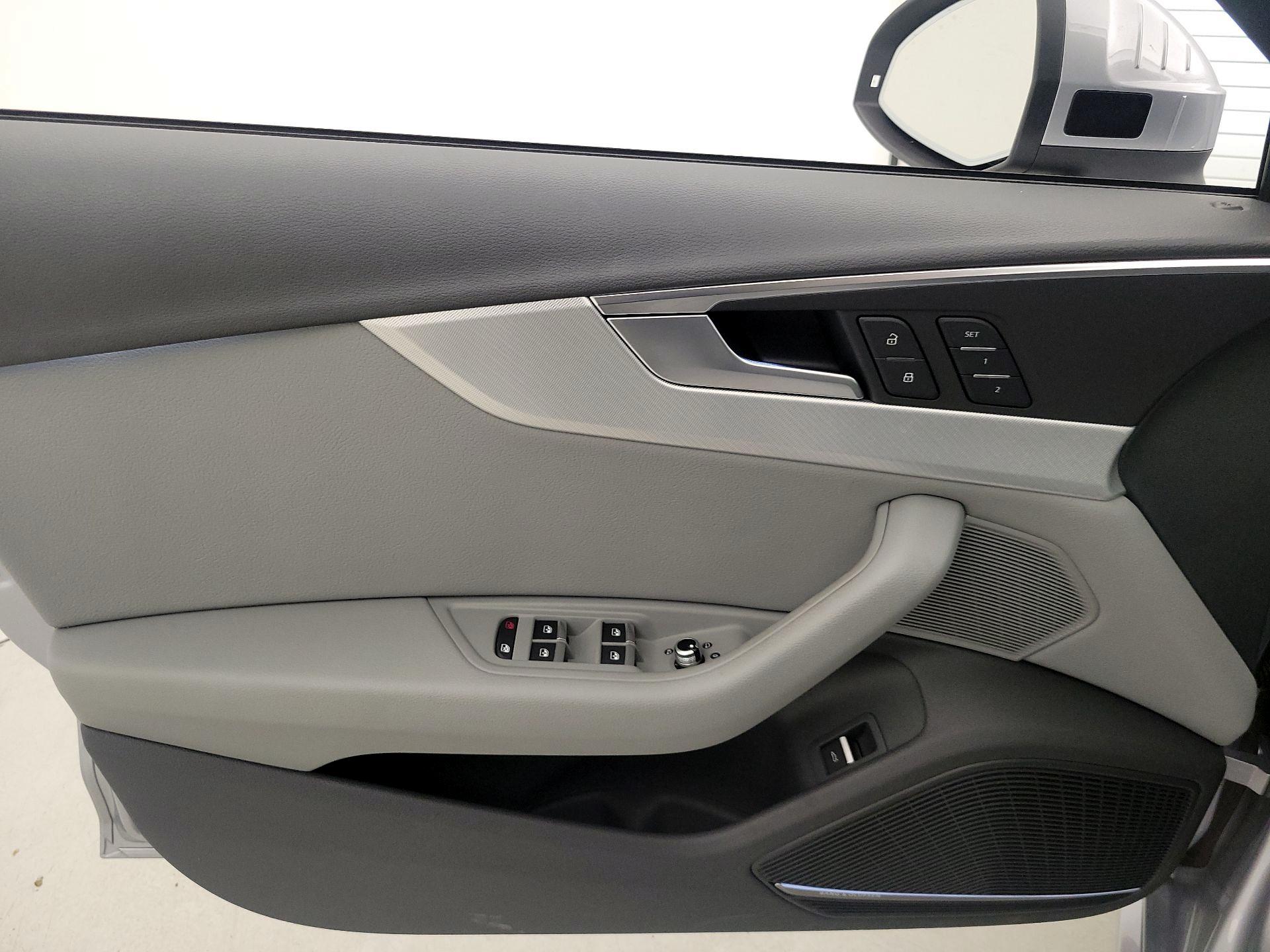 Thumbnail: 2017 Audi A4 - 12