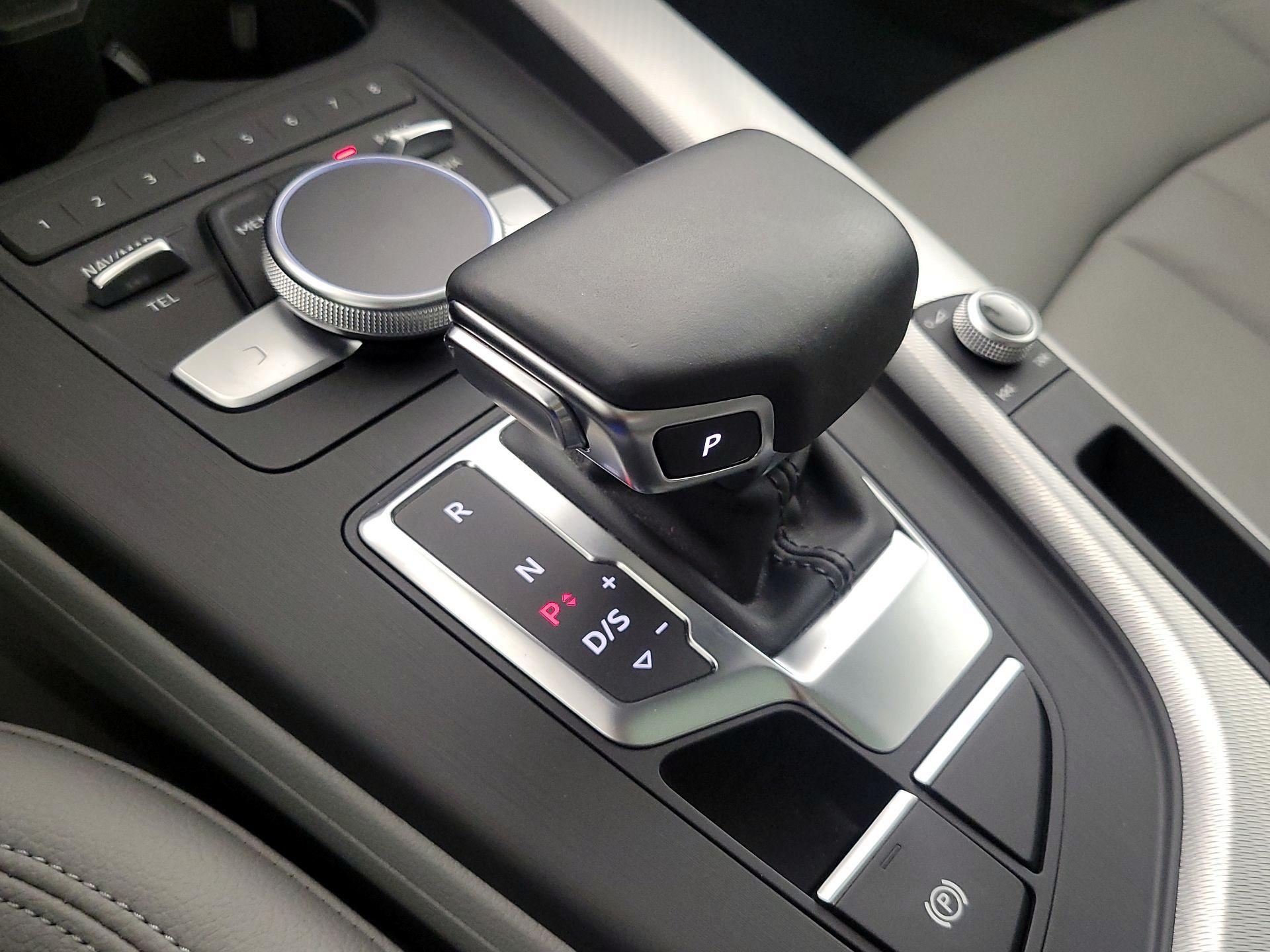 Thumbnail: 2017 Audi A4 - 18