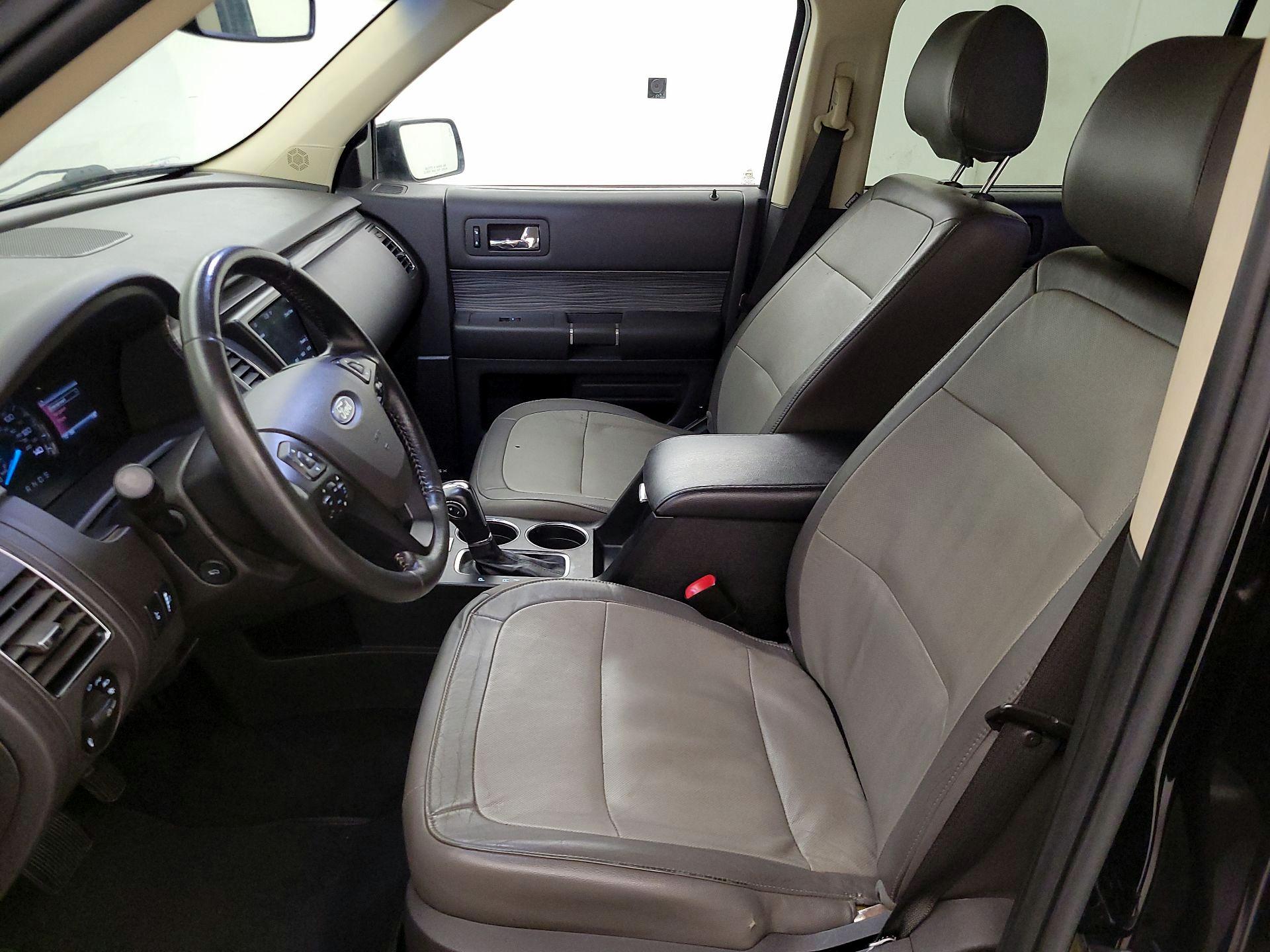 Thumbnail: 2016 Ford Flex - 11