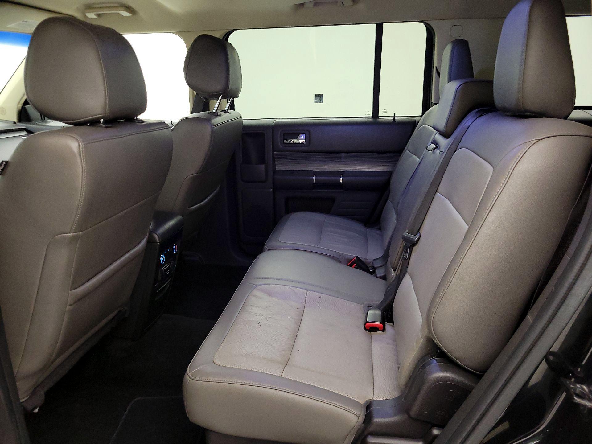 Thumbnail: 2016 Ford Flex - 19