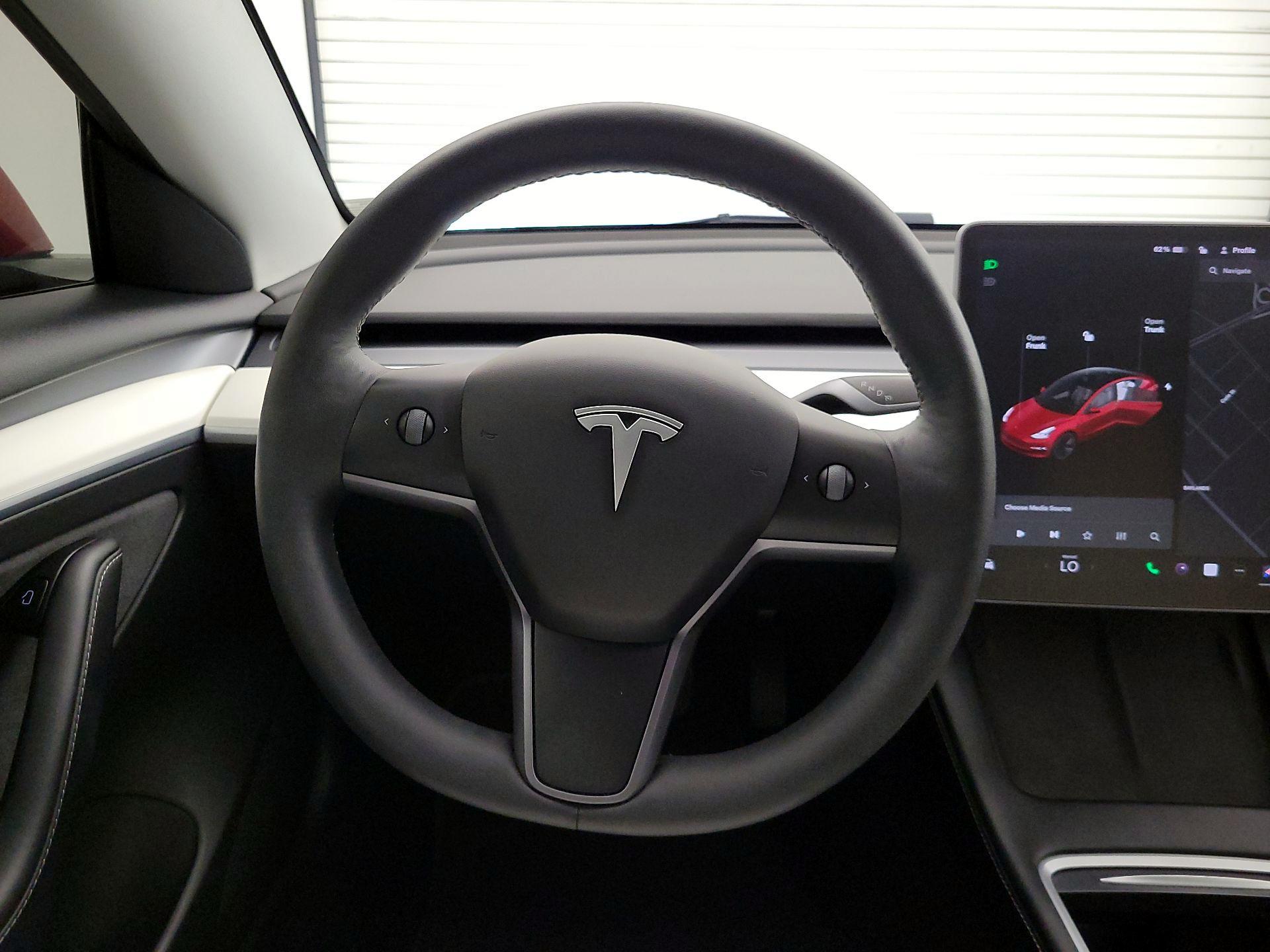 Thumbnail: 2021 Tesla Model 3 - 10