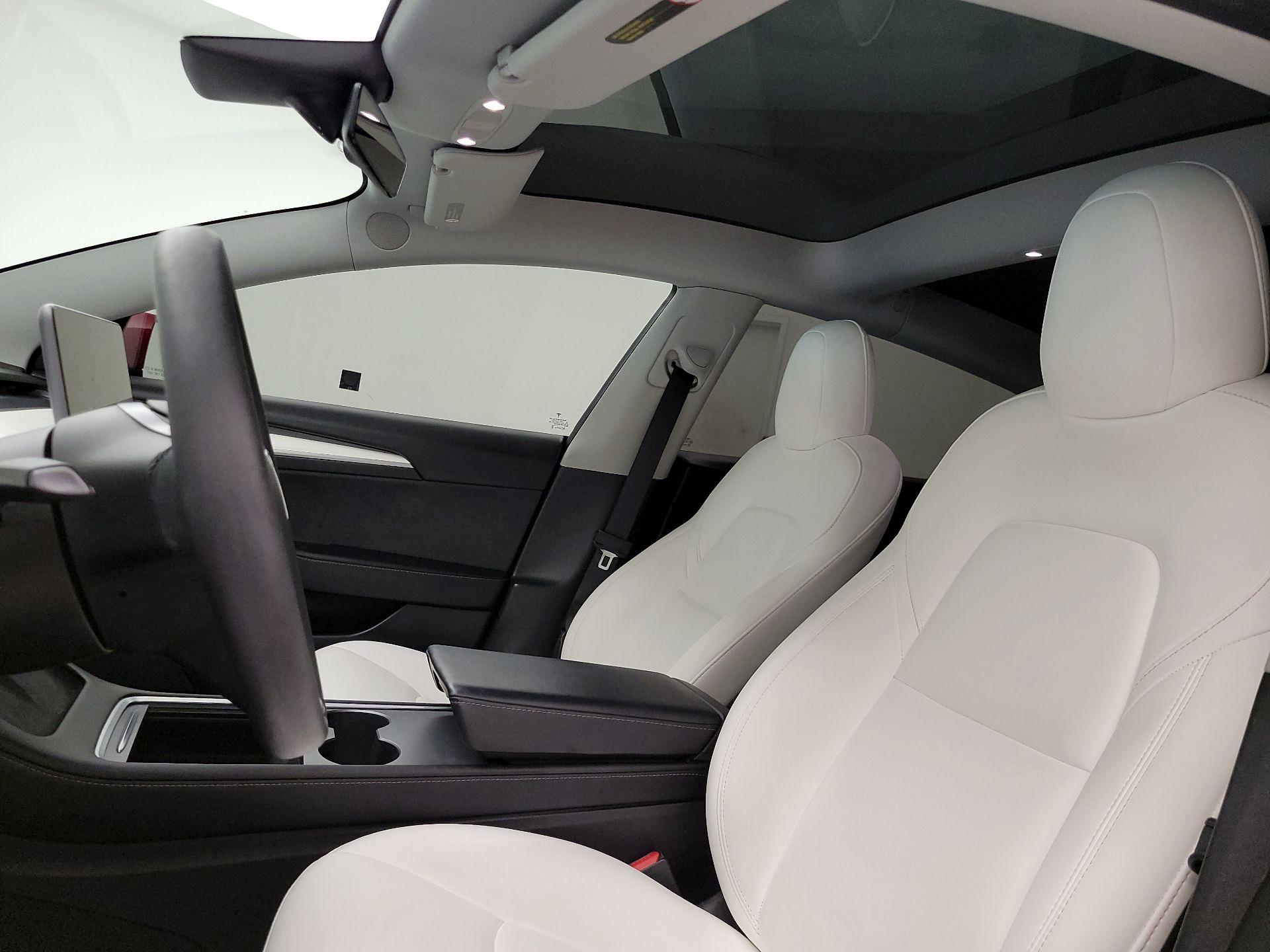 Thumbnail: 2021 Tesla Model 3 - 19