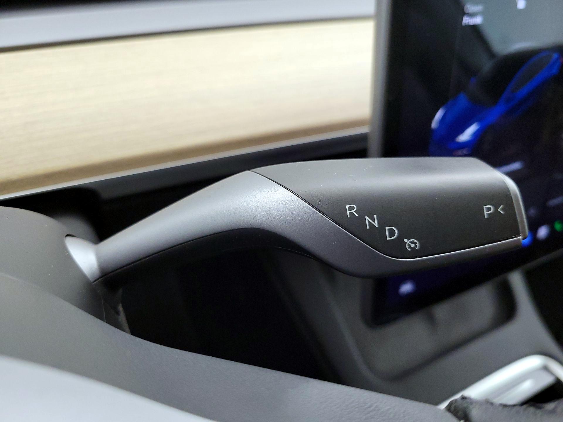 Thumbnail: 2022 Tesla Model 3 - 17