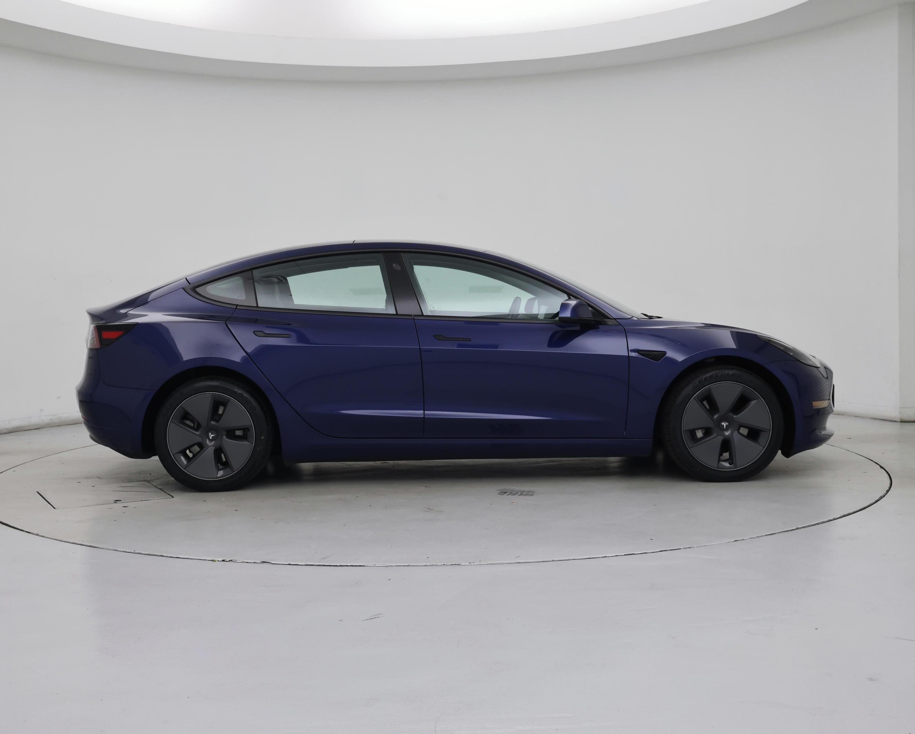 Thumbnail: 2022 Tesla Model 3 - 7