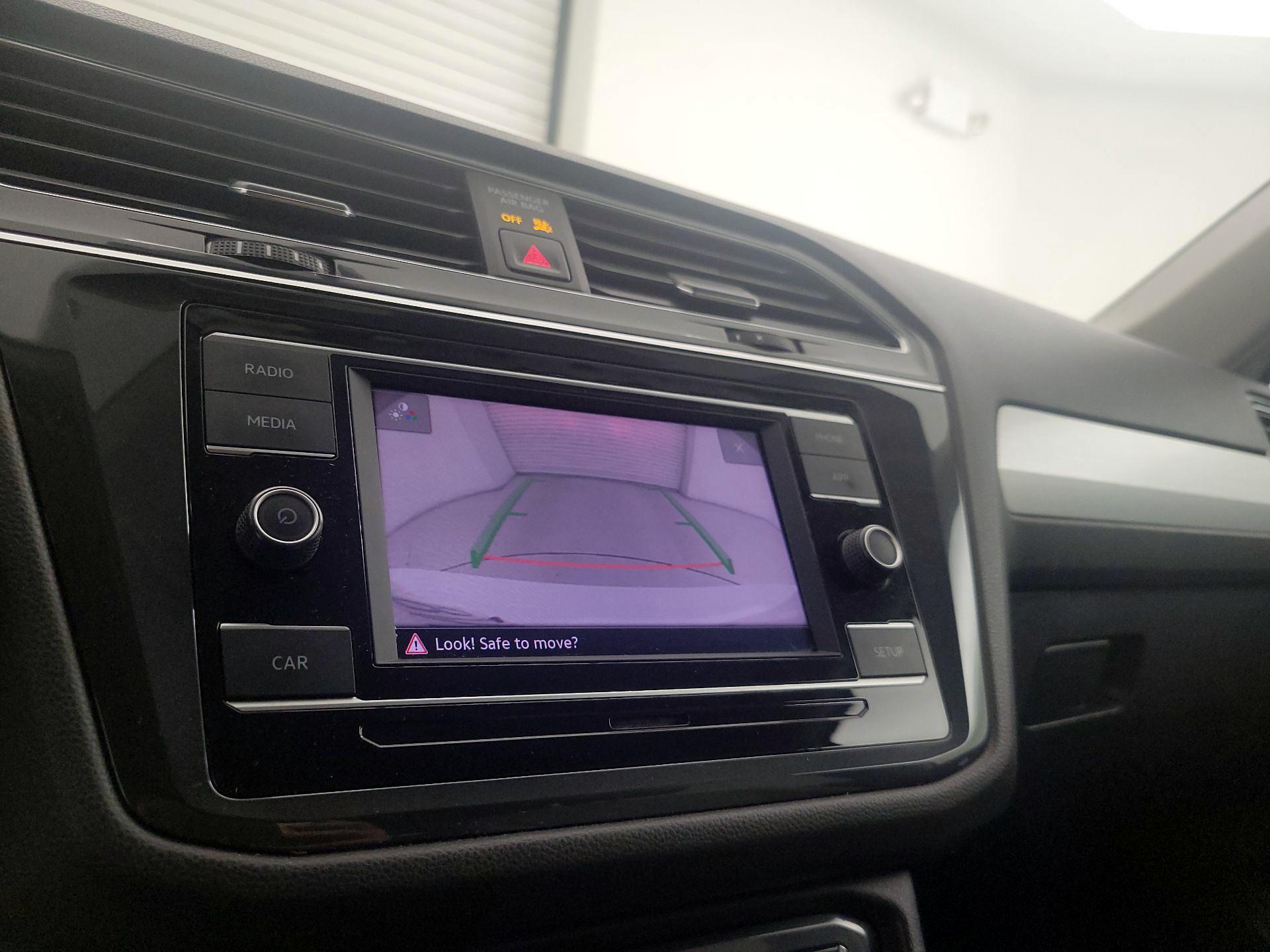 Thumbnail: 2019 Volkswagen Tiguan - 14