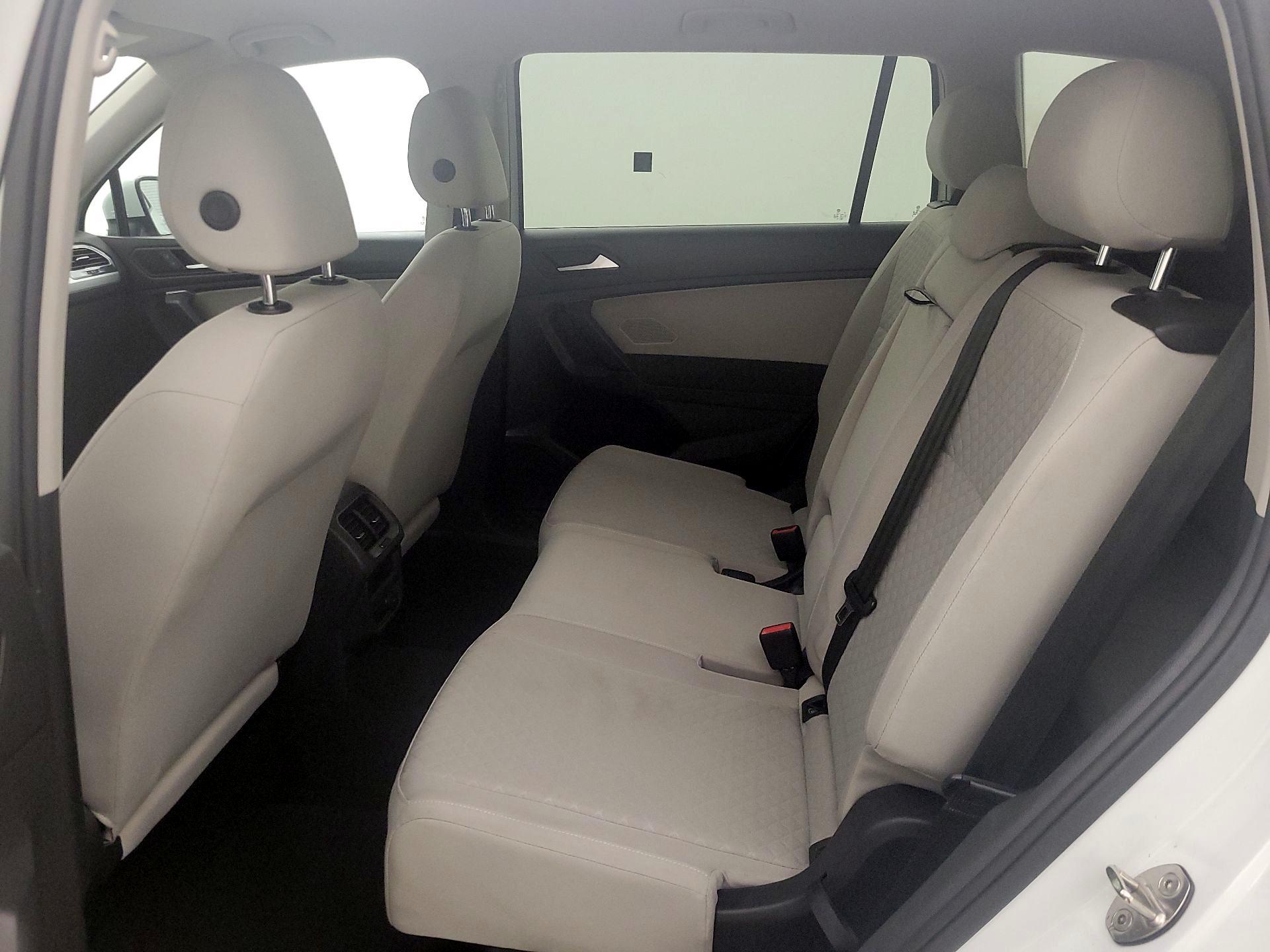 Thumbnail: 2019 Volkswagen Tiguan - 19