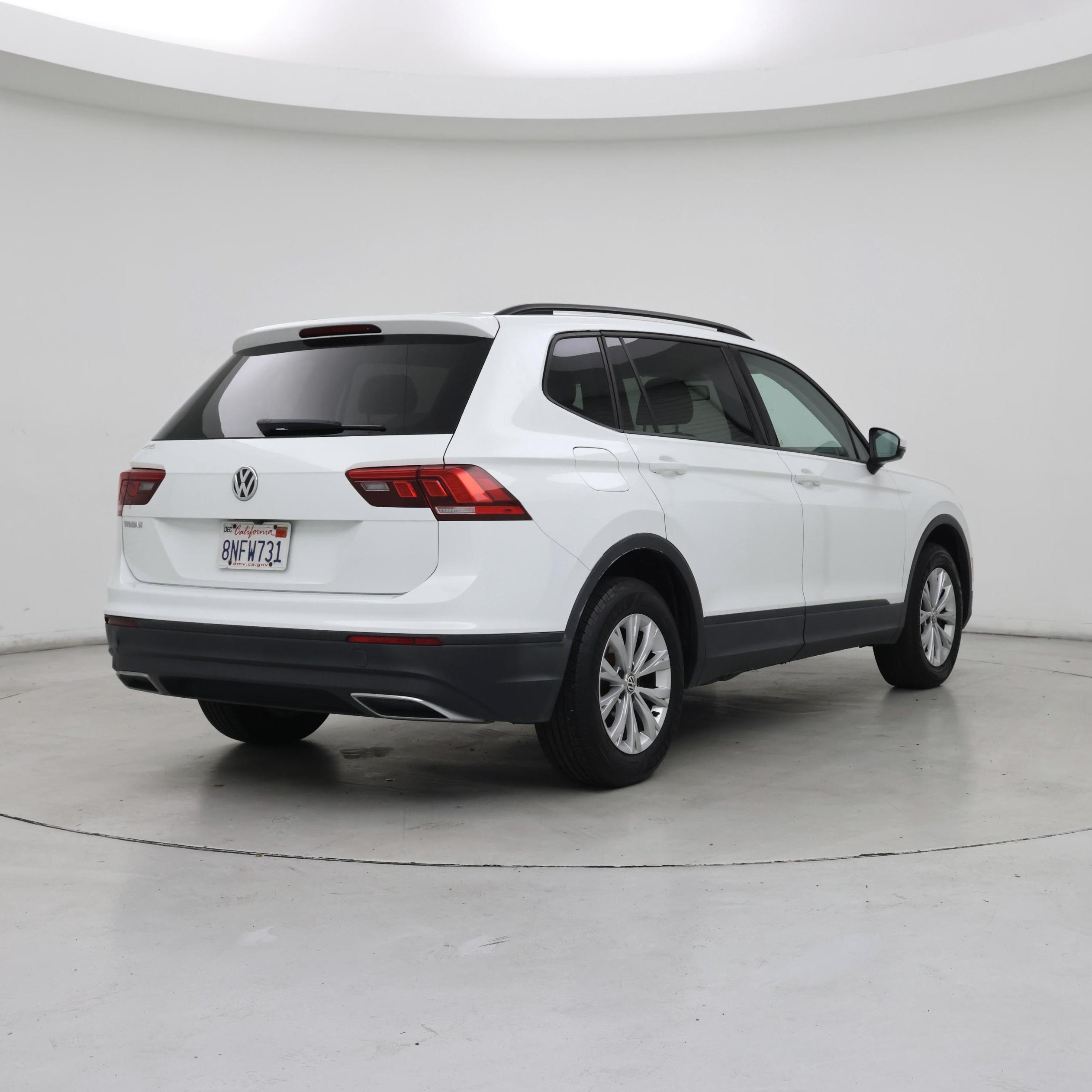 Thumbnail: 2019 Volkswagen Tiguan - 8