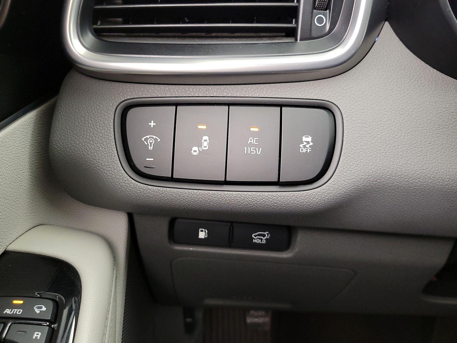 Thumbnail: 2017 Kia Sorento - 13