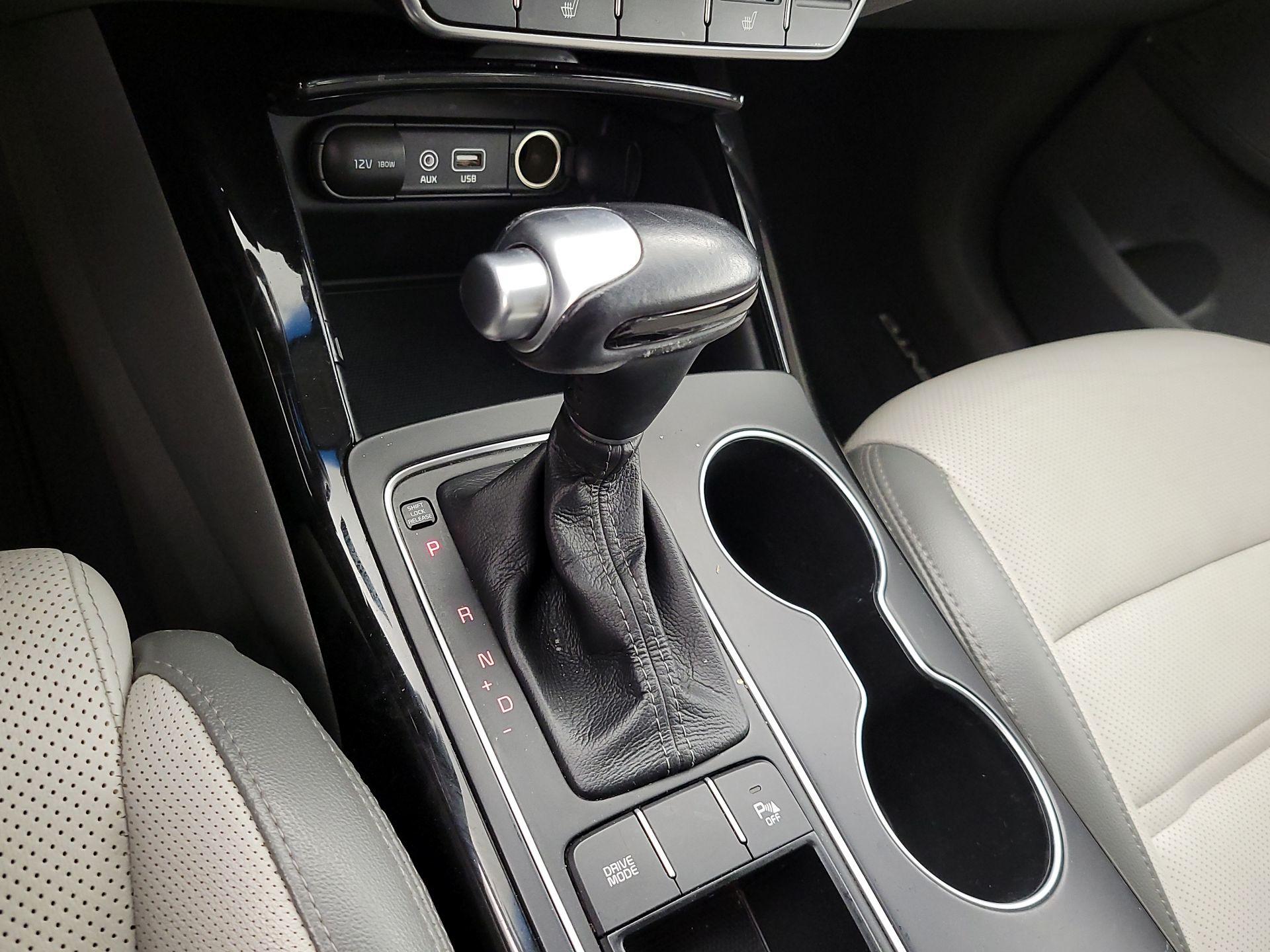 Thumbnail: 2017 Kia Sorento - 18