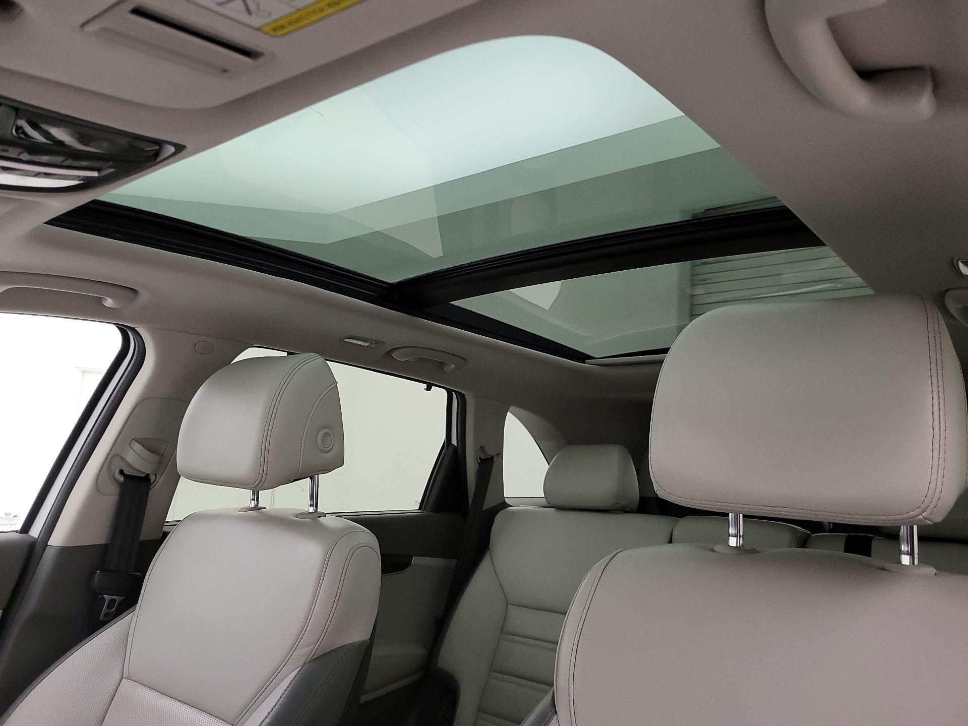 Thumbnail: 2017 Kia Sorento - 19