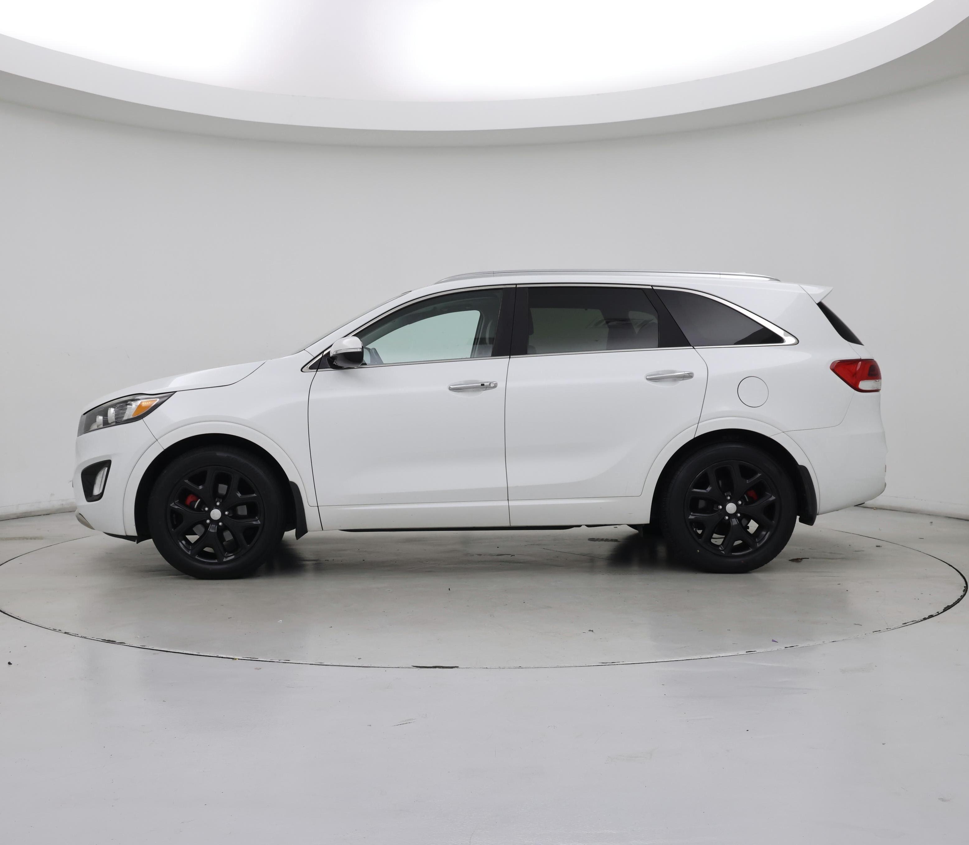 Thumbnail: 2017 Kia Sorento - 3