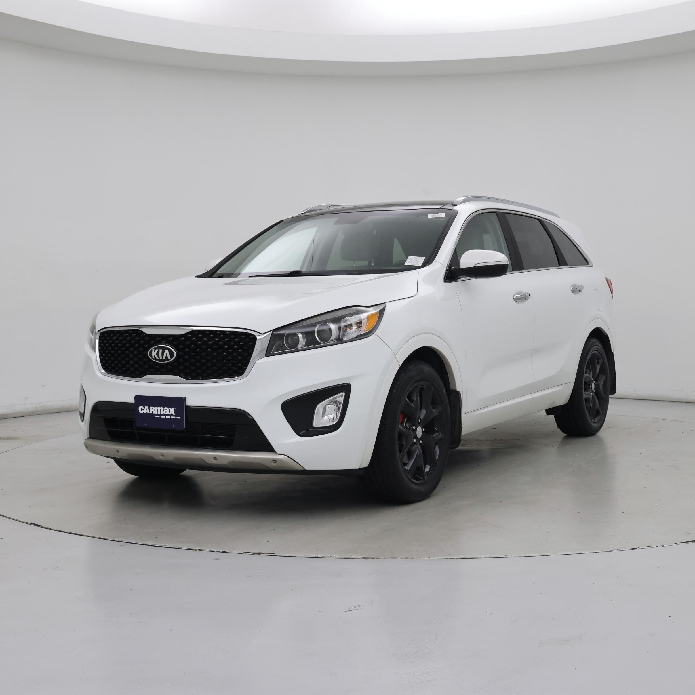 Thumbnail: 2017 Kia Sorento - 4