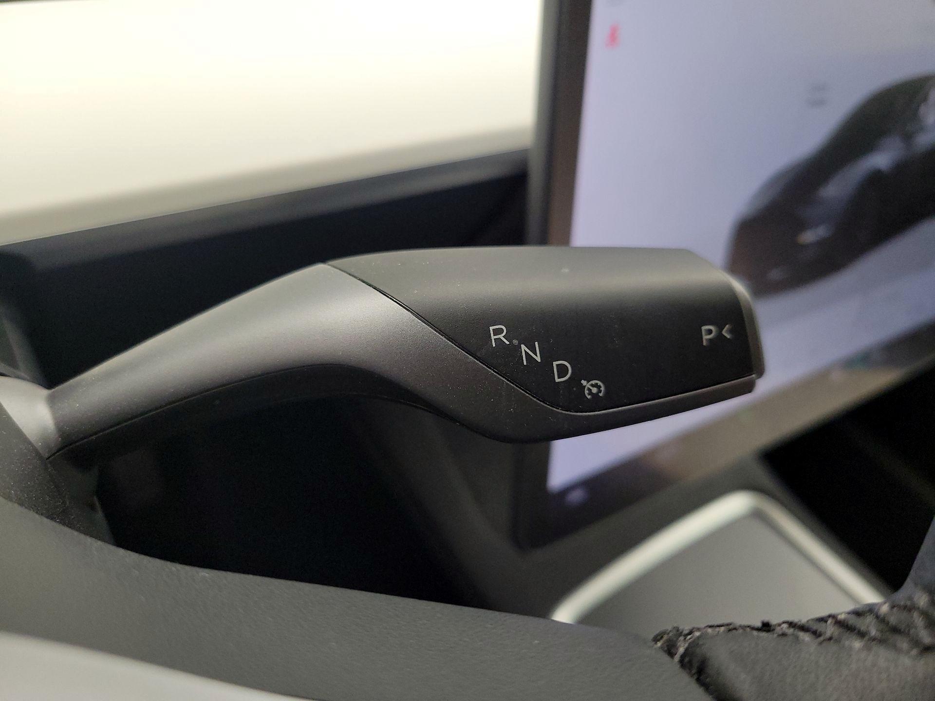 Thumbnail: 2023 Tesla Model Y - 17