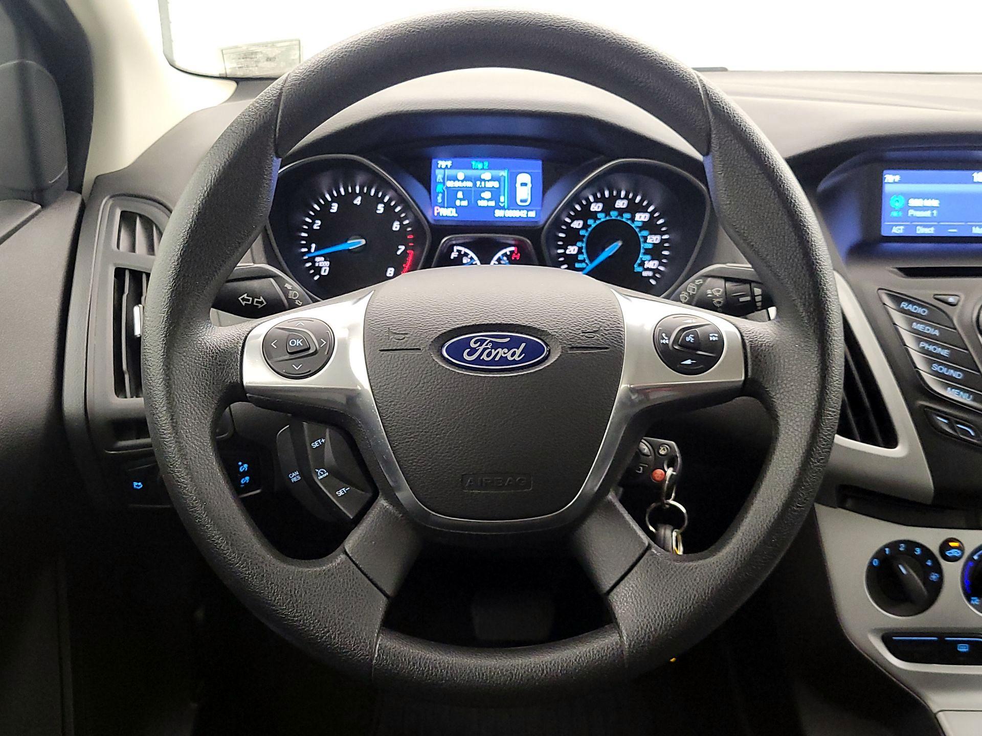 Thumbnail: 2014 Ford Focus - 10