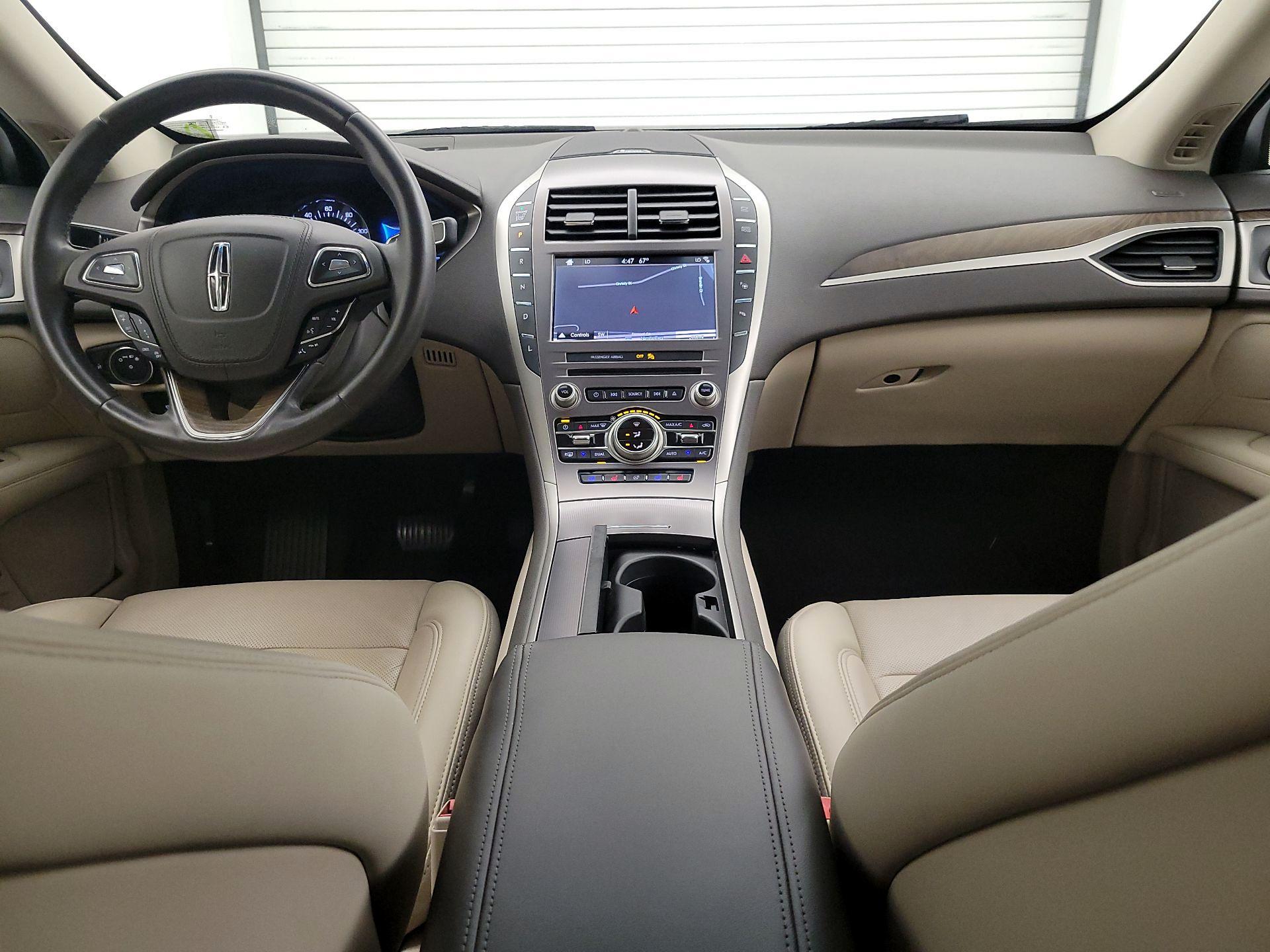 Thumbnail: 2019 Lincoln MKZ - 9