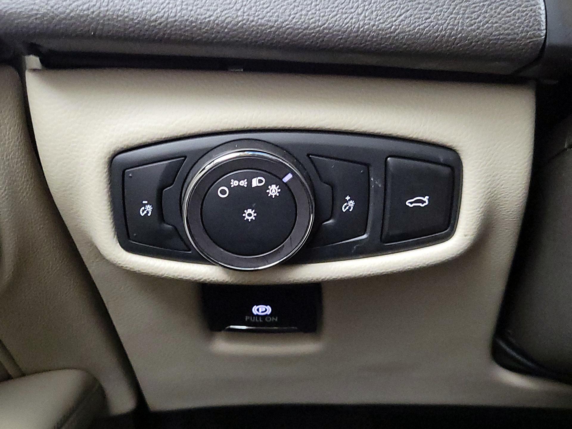 Thumbnail: 2019 Lincoln MKZ - 13