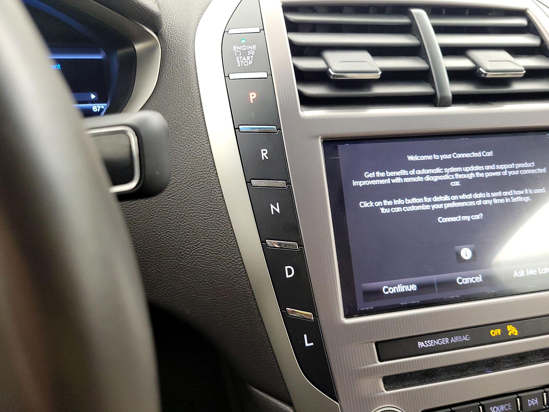 Thumbnail: 2019 Lincoln MKZ - 18