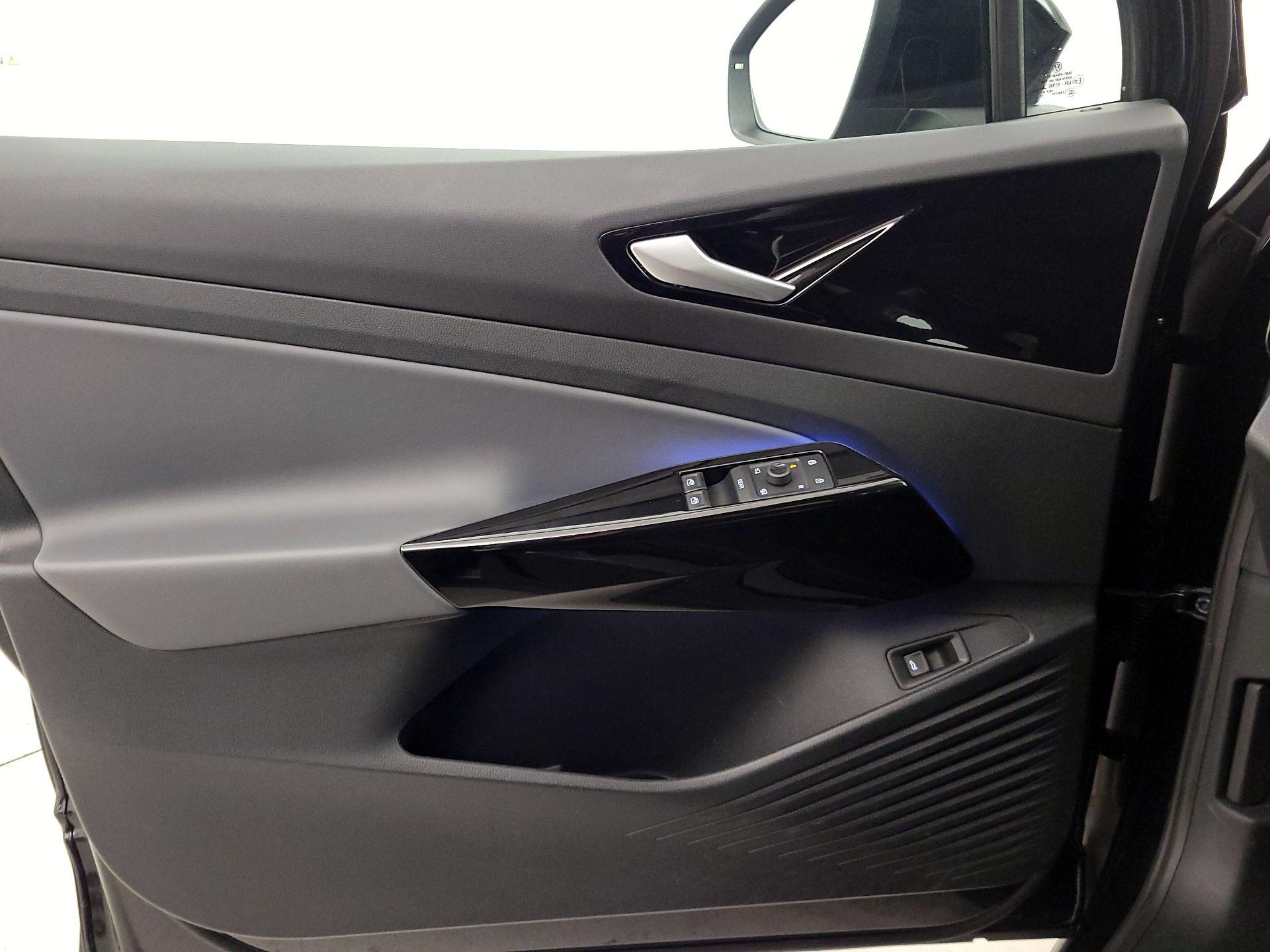 Thumbnail: 2022 Volkswagen ID.4 - 12