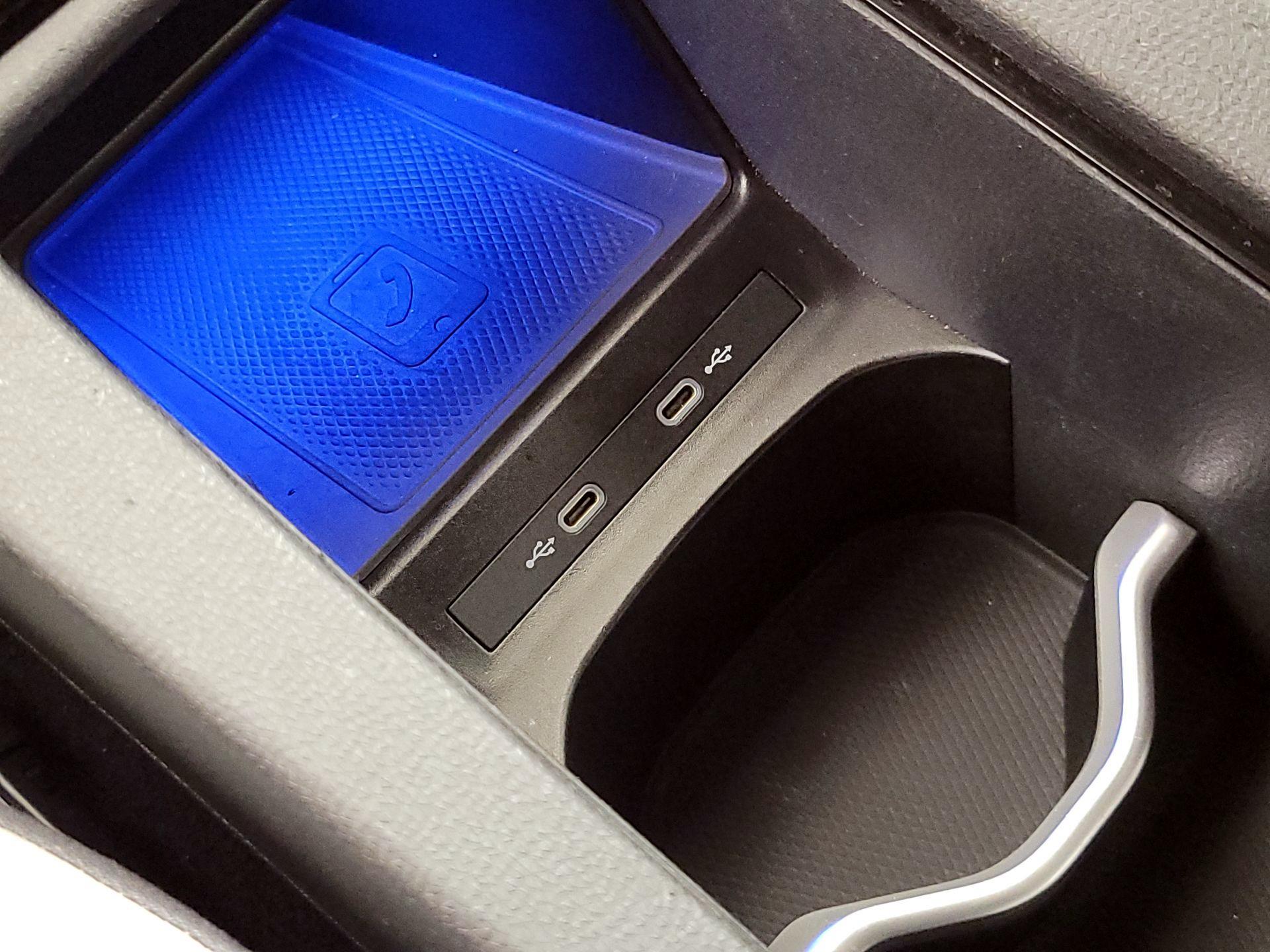 Thumbnail: 2022 Volkswagen ID.4 - 18