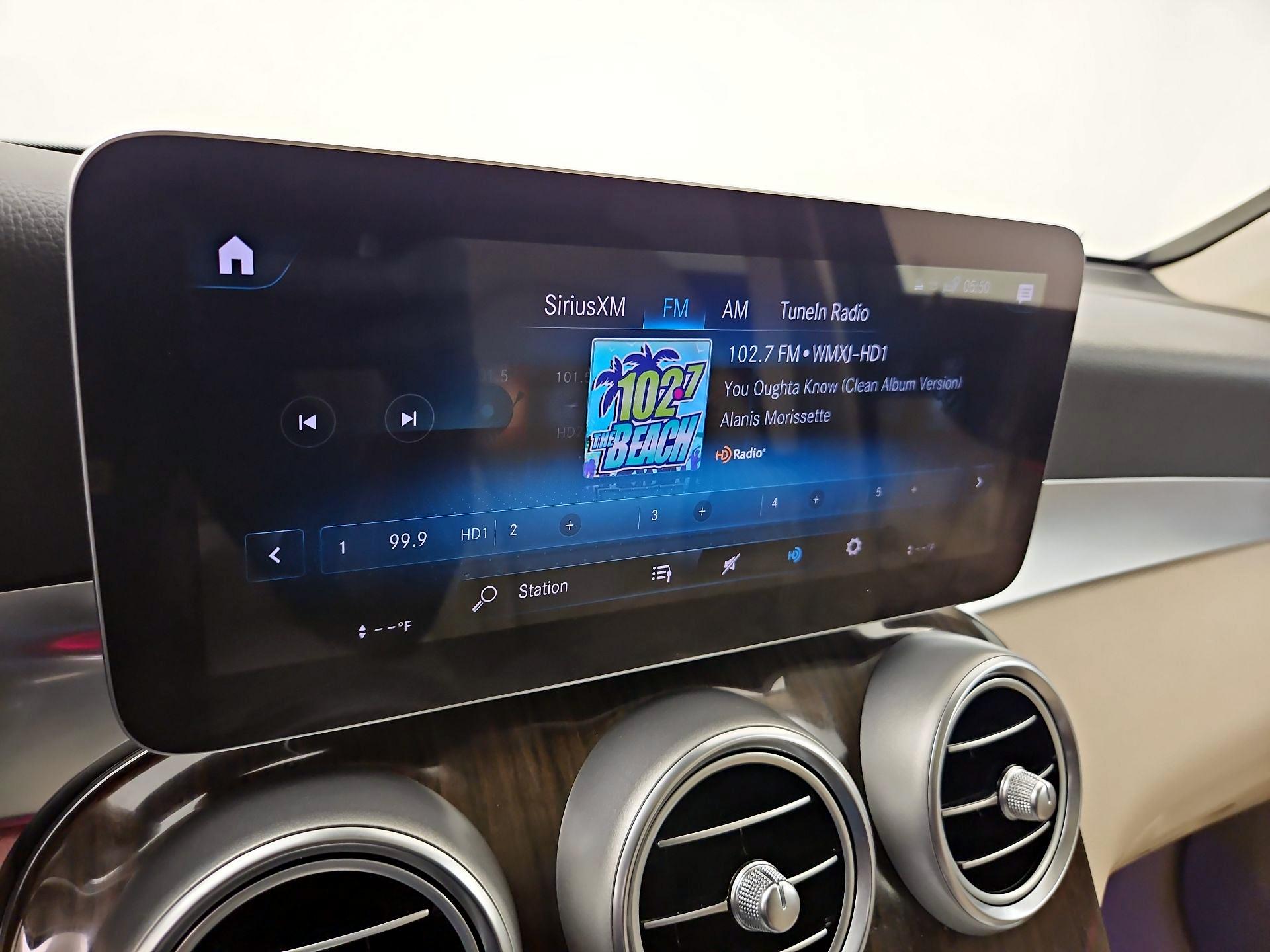 Thumbnail: 2022 Mercedes-Benz GLC - 15