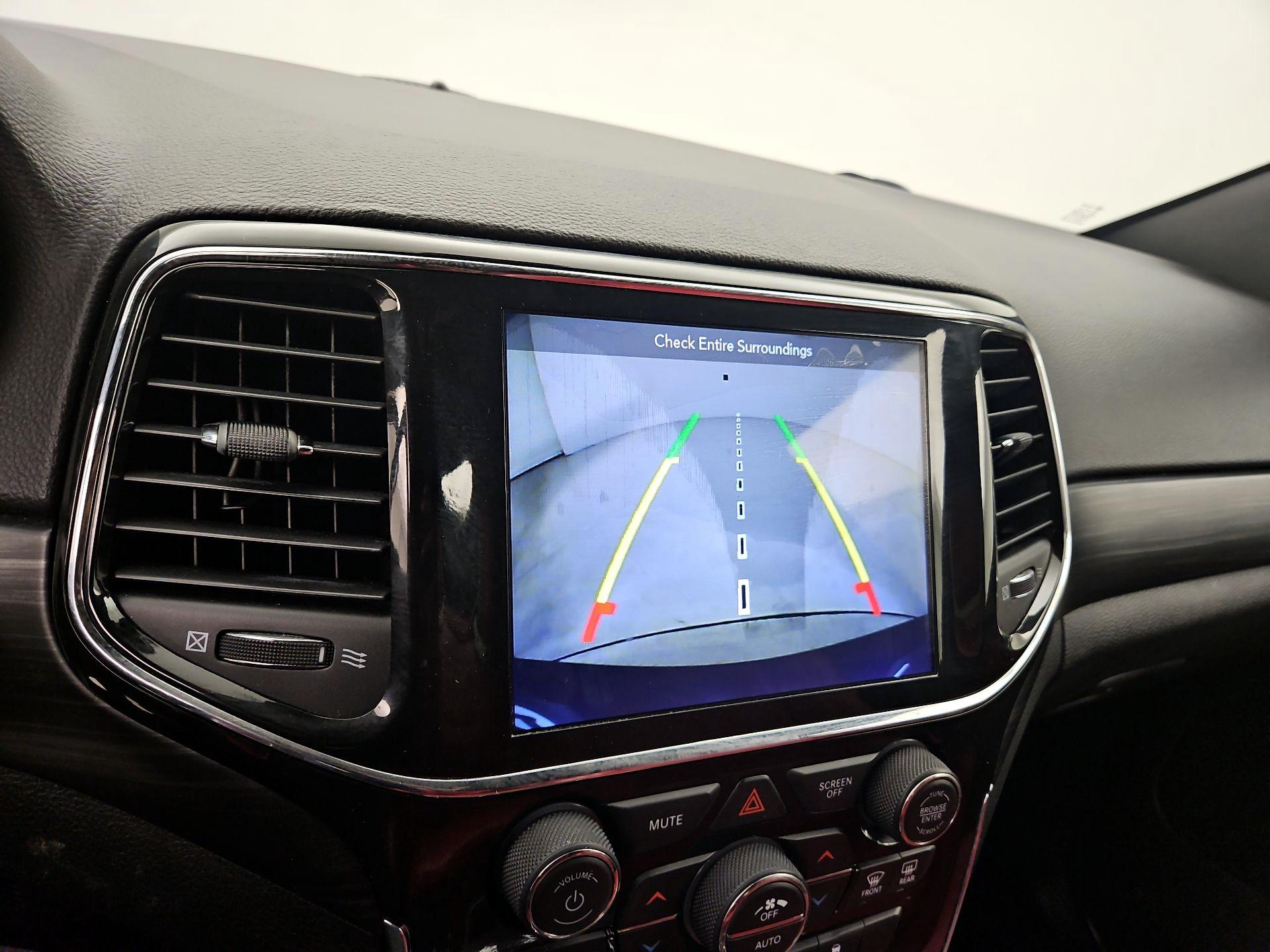 Thumbnail: 2019 Jeep Grand Cherokee - 15