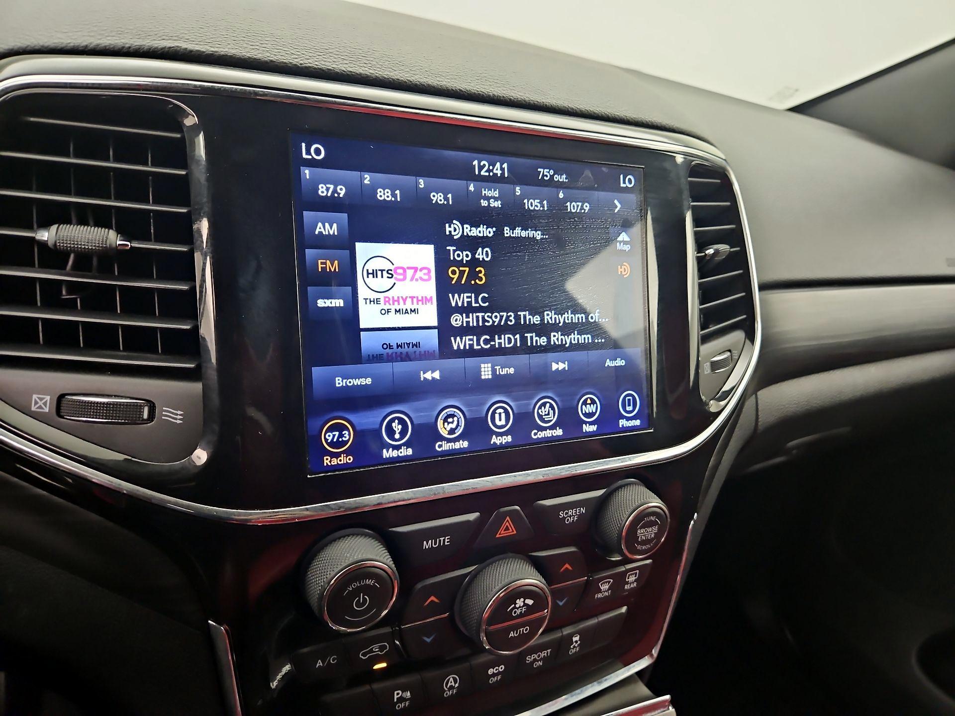 Thumbnail: 2019 Jeep Grand Cherokee - 16