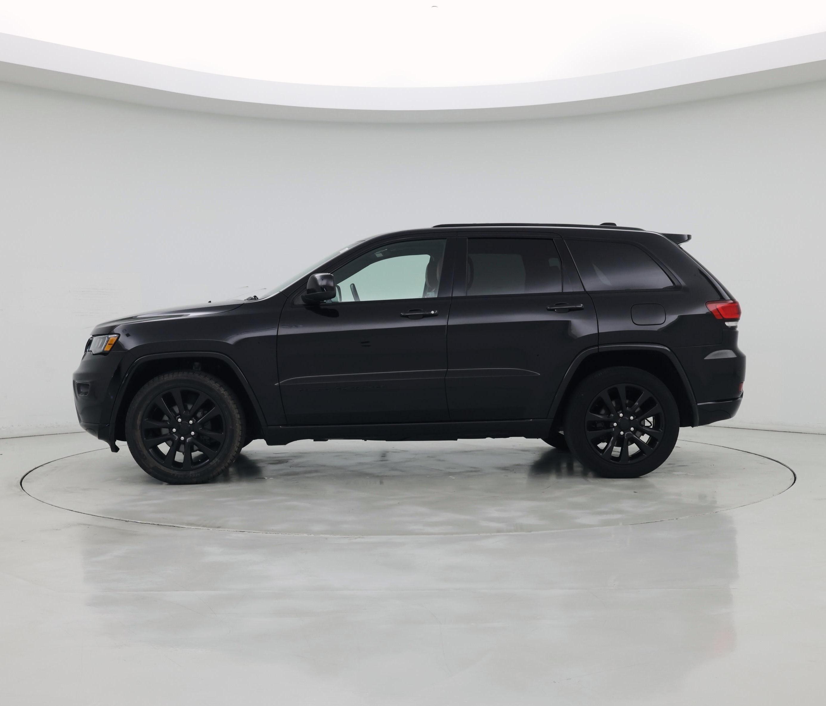 Thumbnail: 2019 Jeep Grand Cherokee - 3