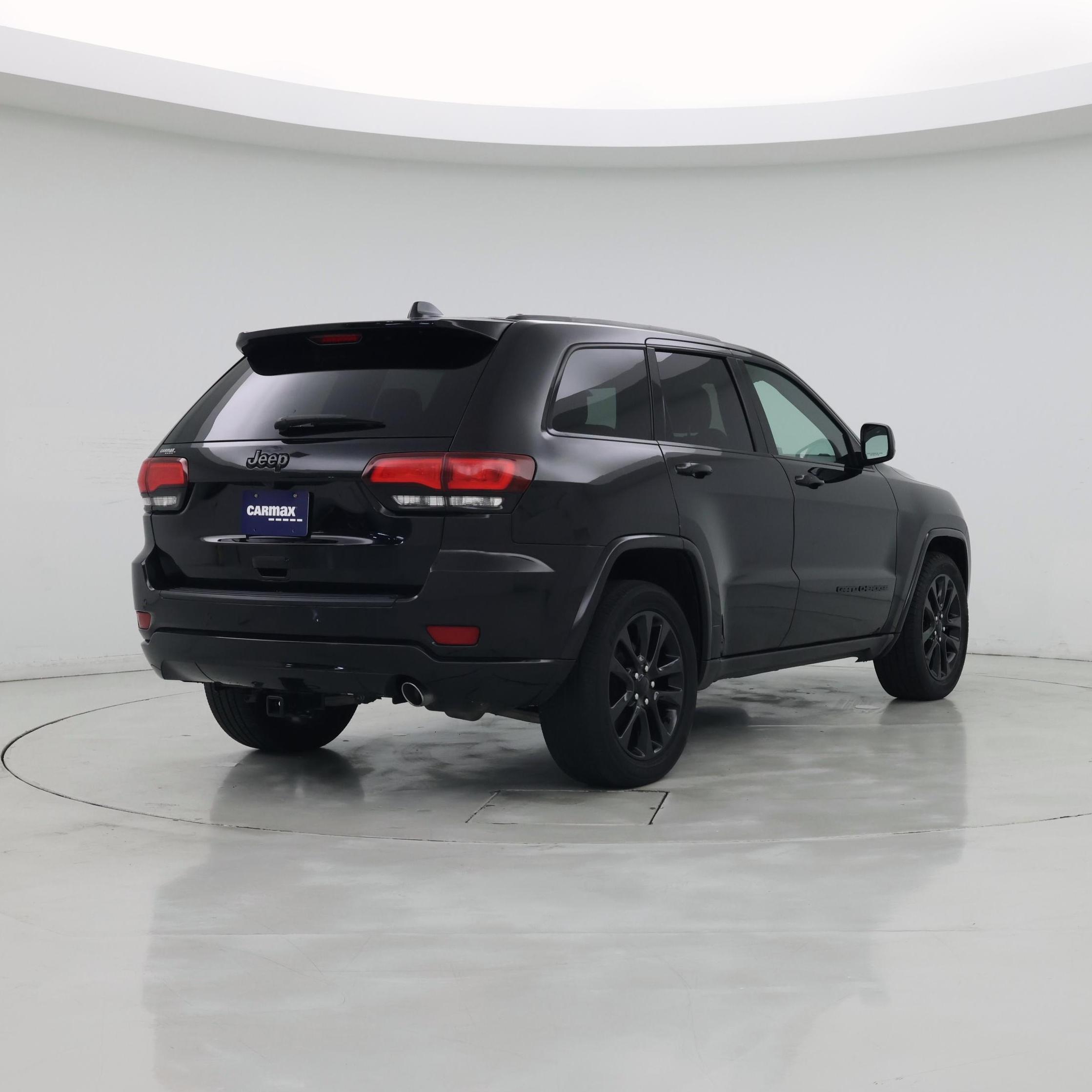 Thumbnail: 2019 Jeep Grand Cherokee - 8