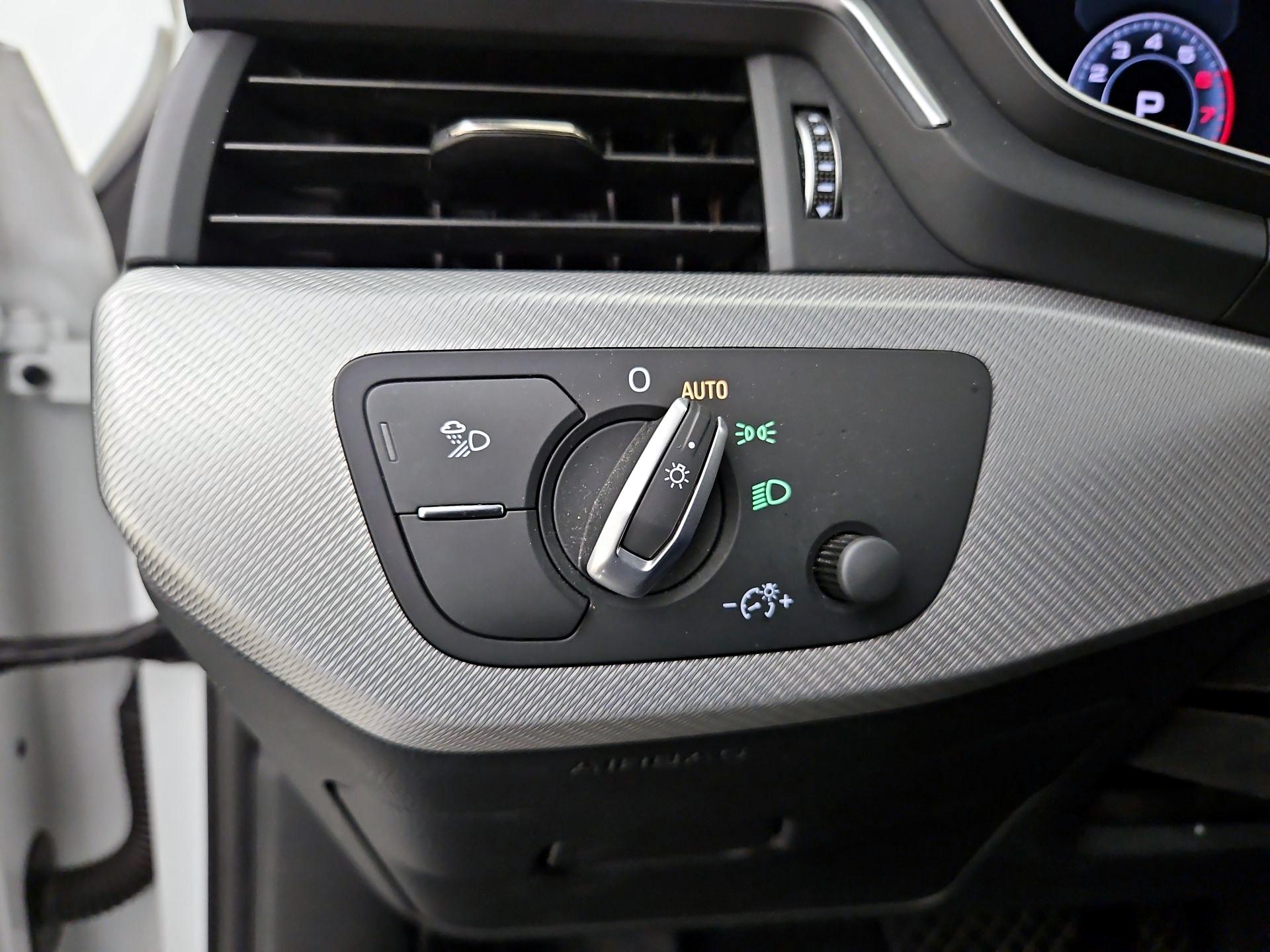 Thumbnail: 2020 Audi A4 - 13