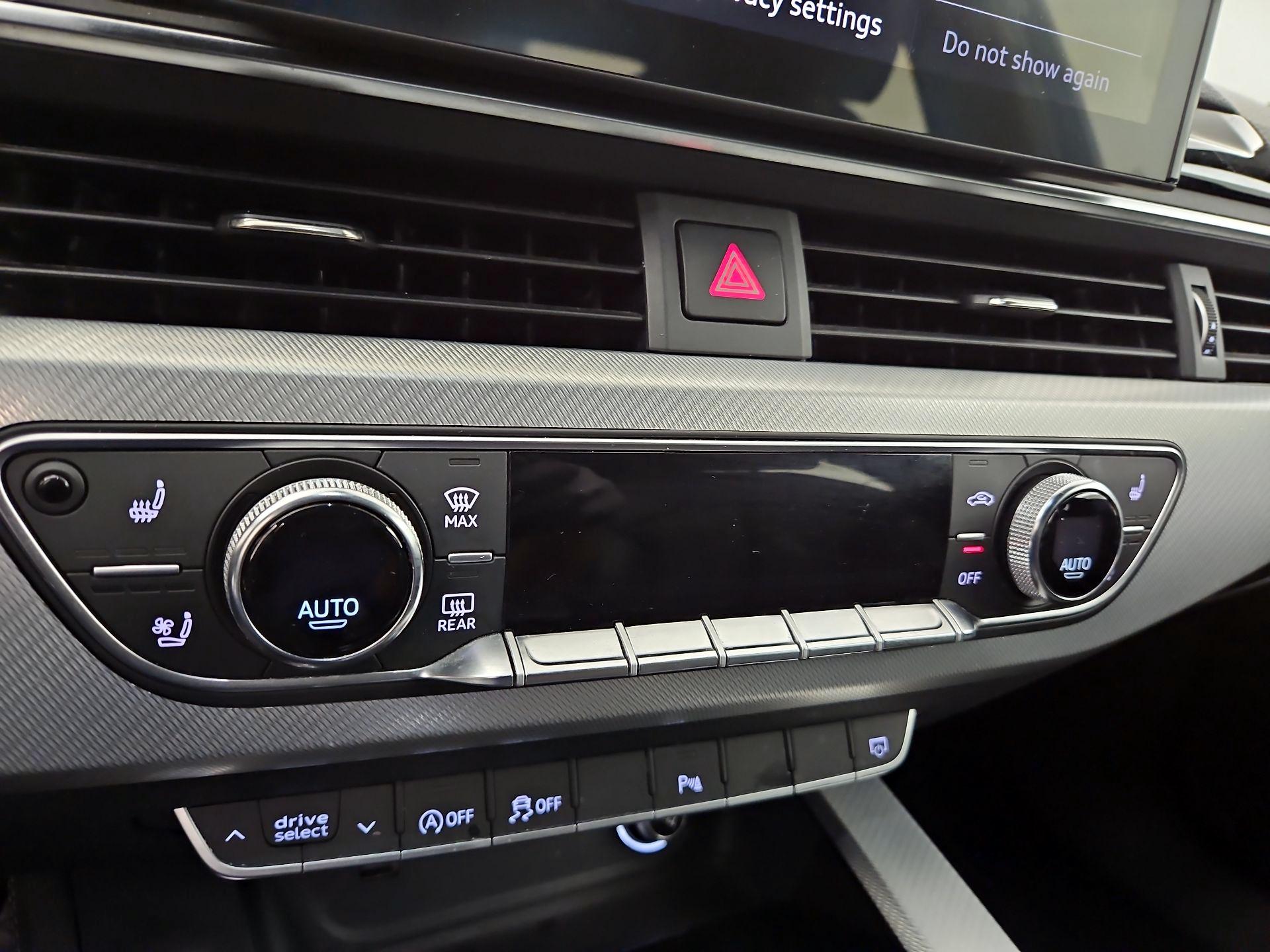 Thumbnail: 2020 Audi A4 - 16