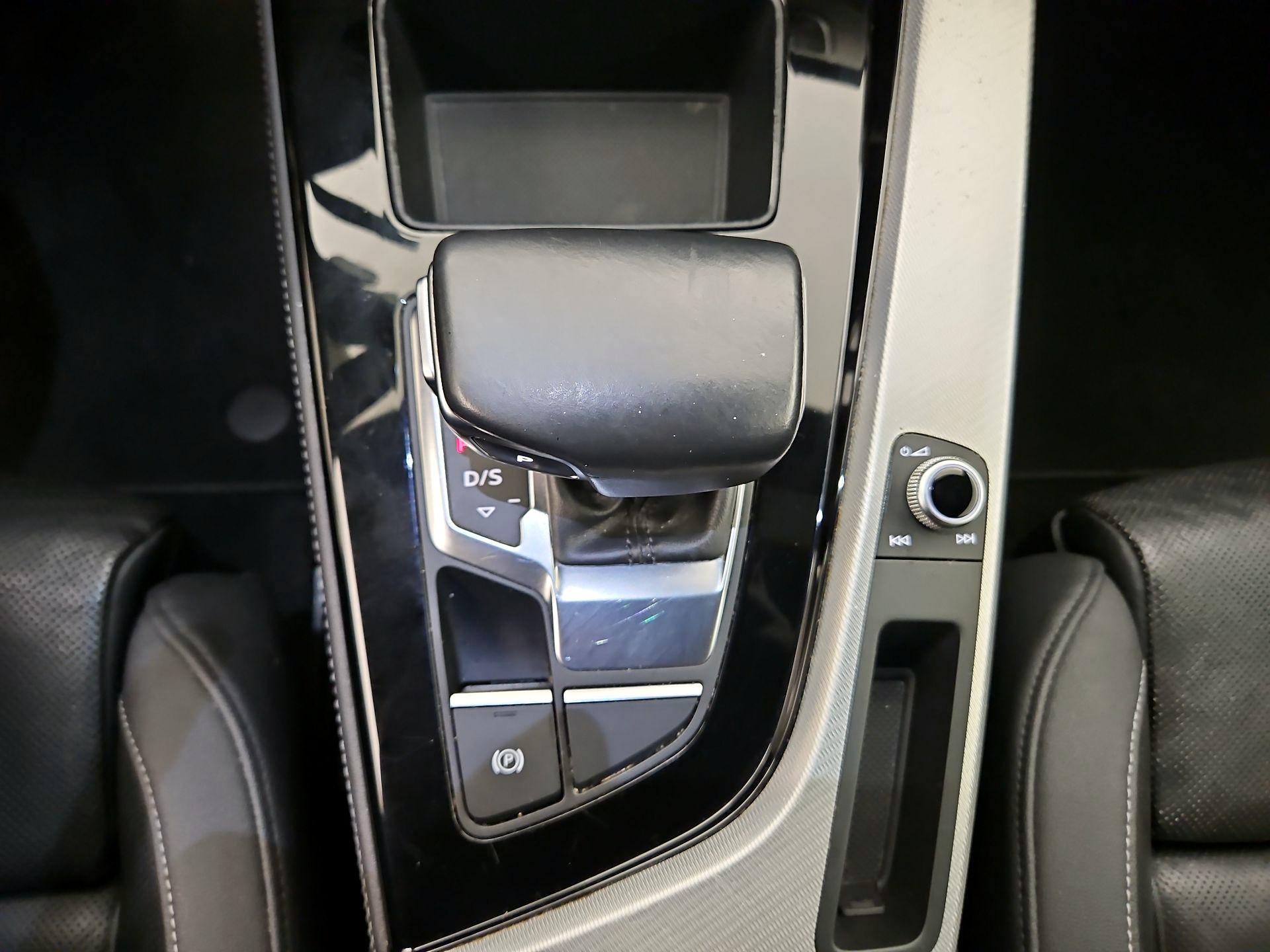 Thumbnail: 2020 Audi A4 - 17