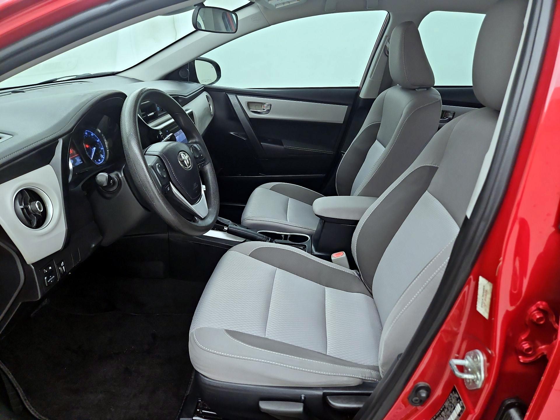 Thumbnail: 2018 Toyota Corolla - 11