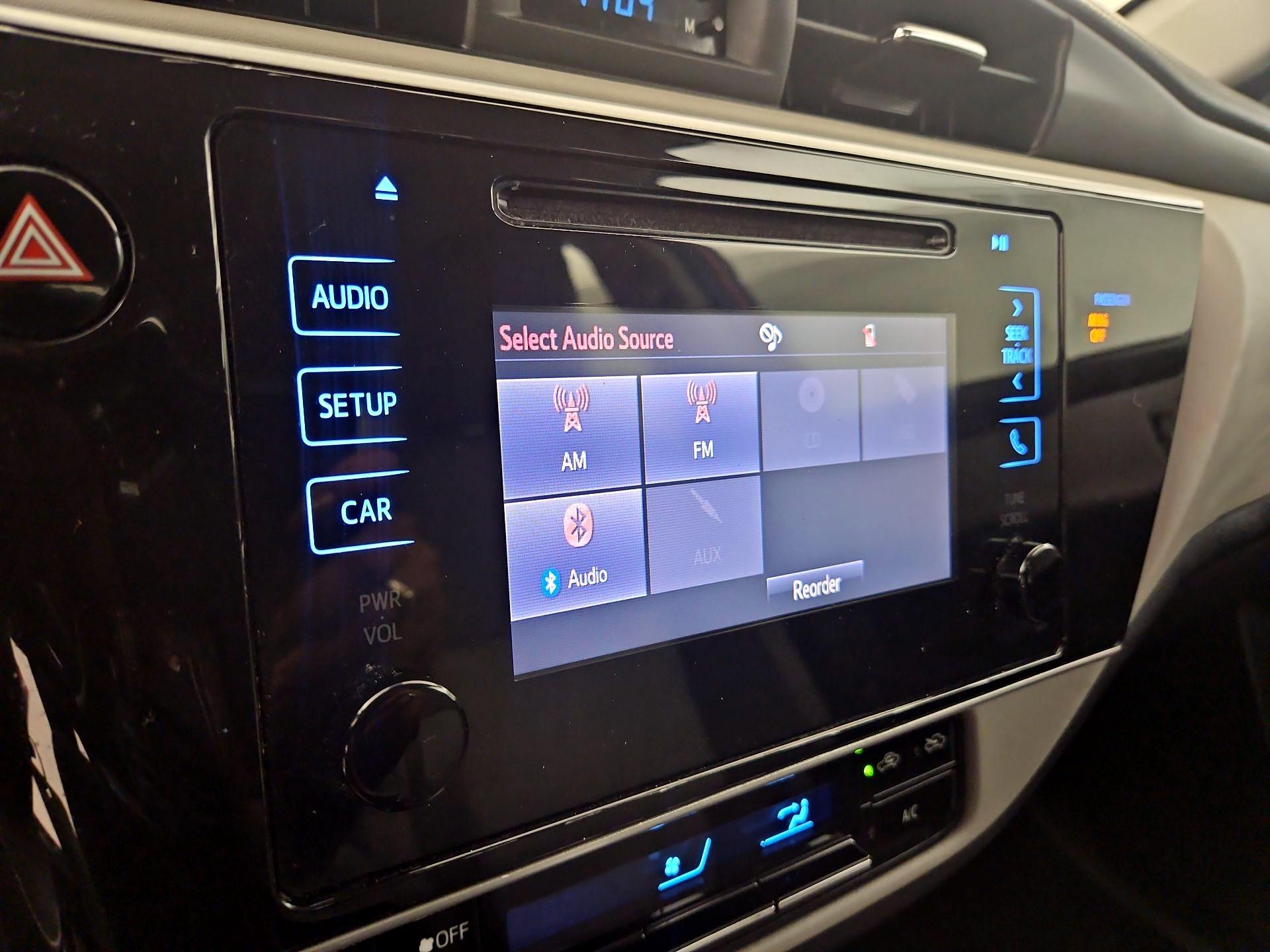 Thumbnail: 2018 Toyota Corolla - 15