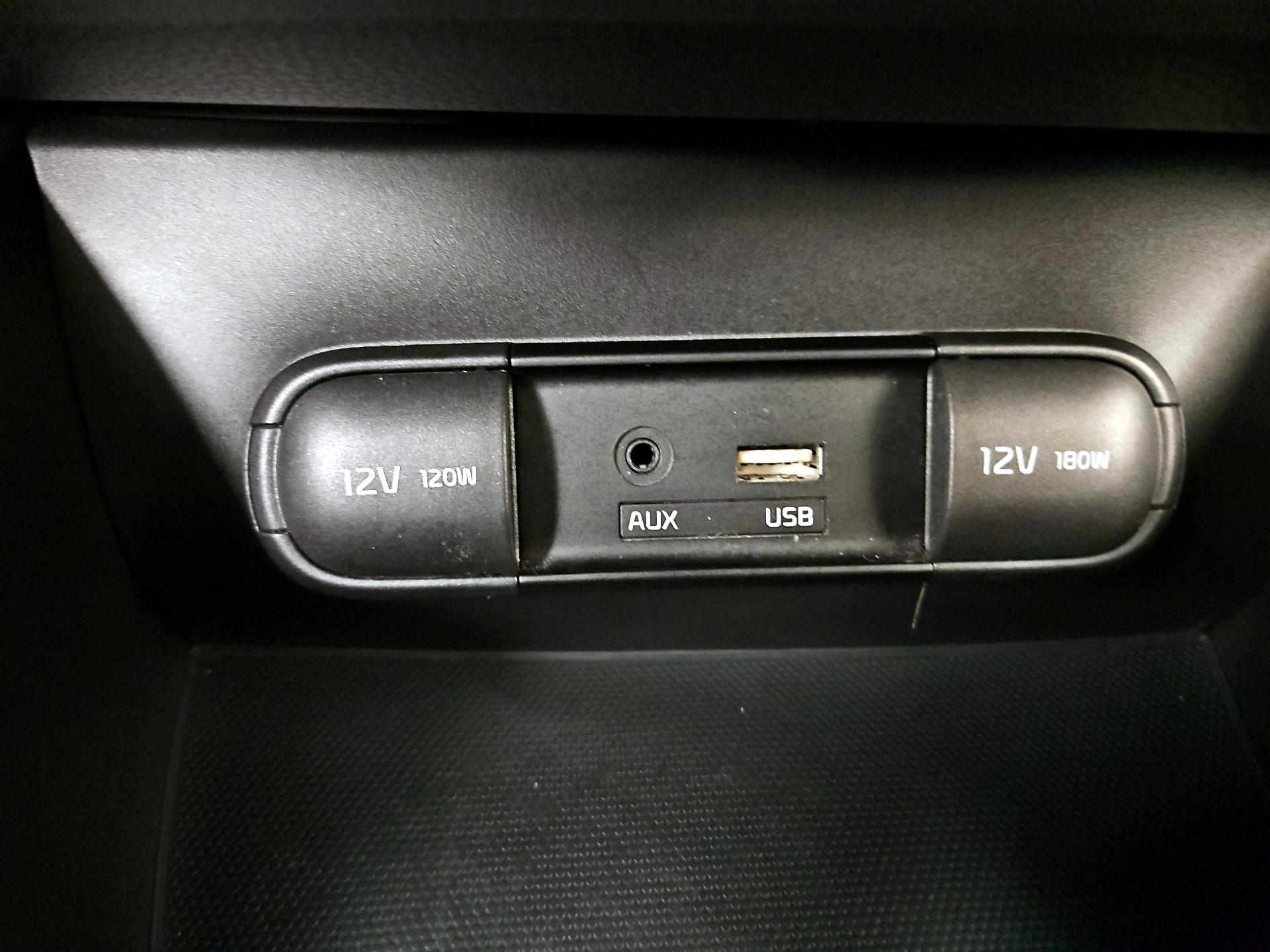 Thumbnail: 2018 Kia Soul - 17