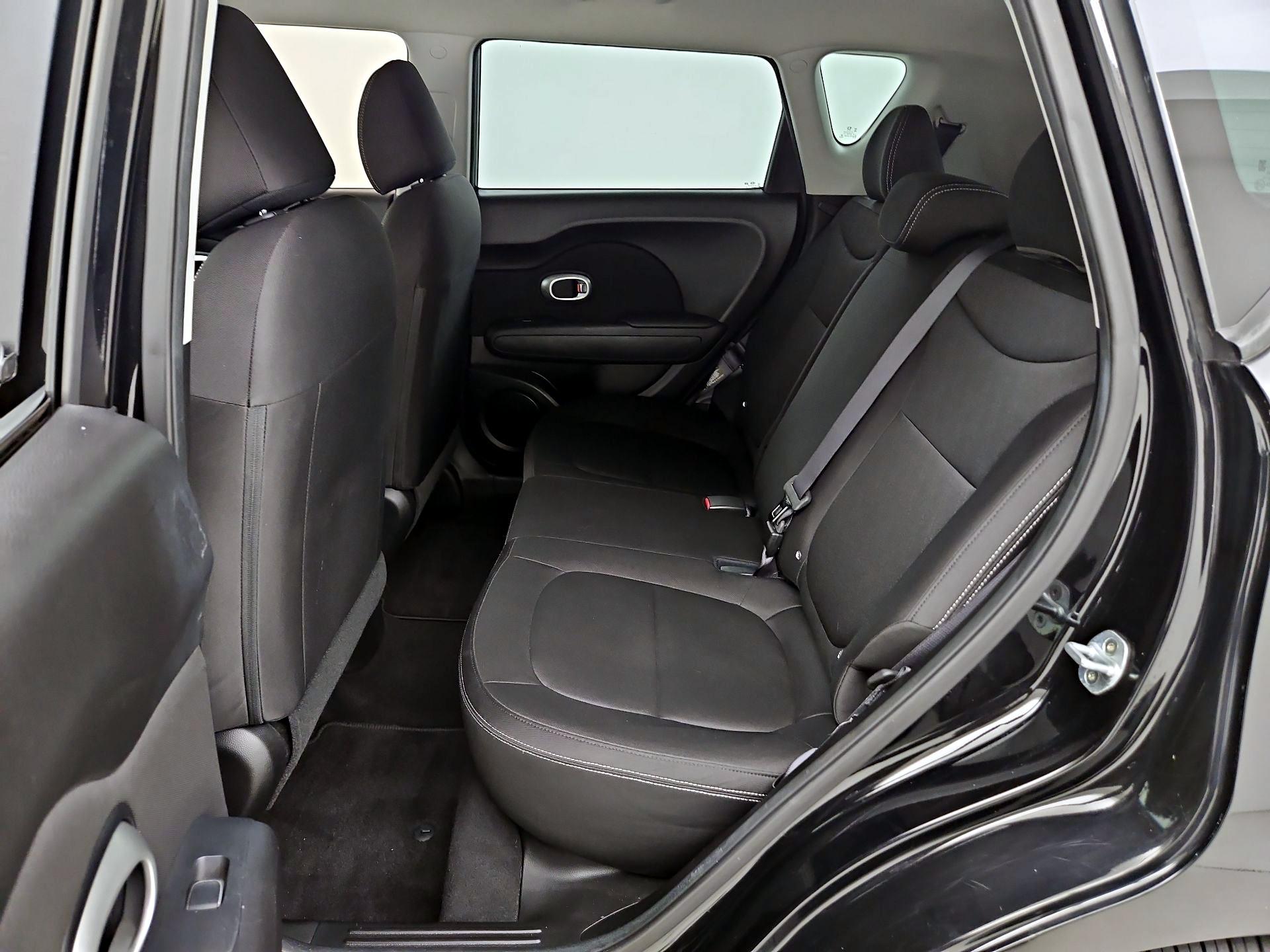 Thumbnail: 2018 Kia Soul - 18