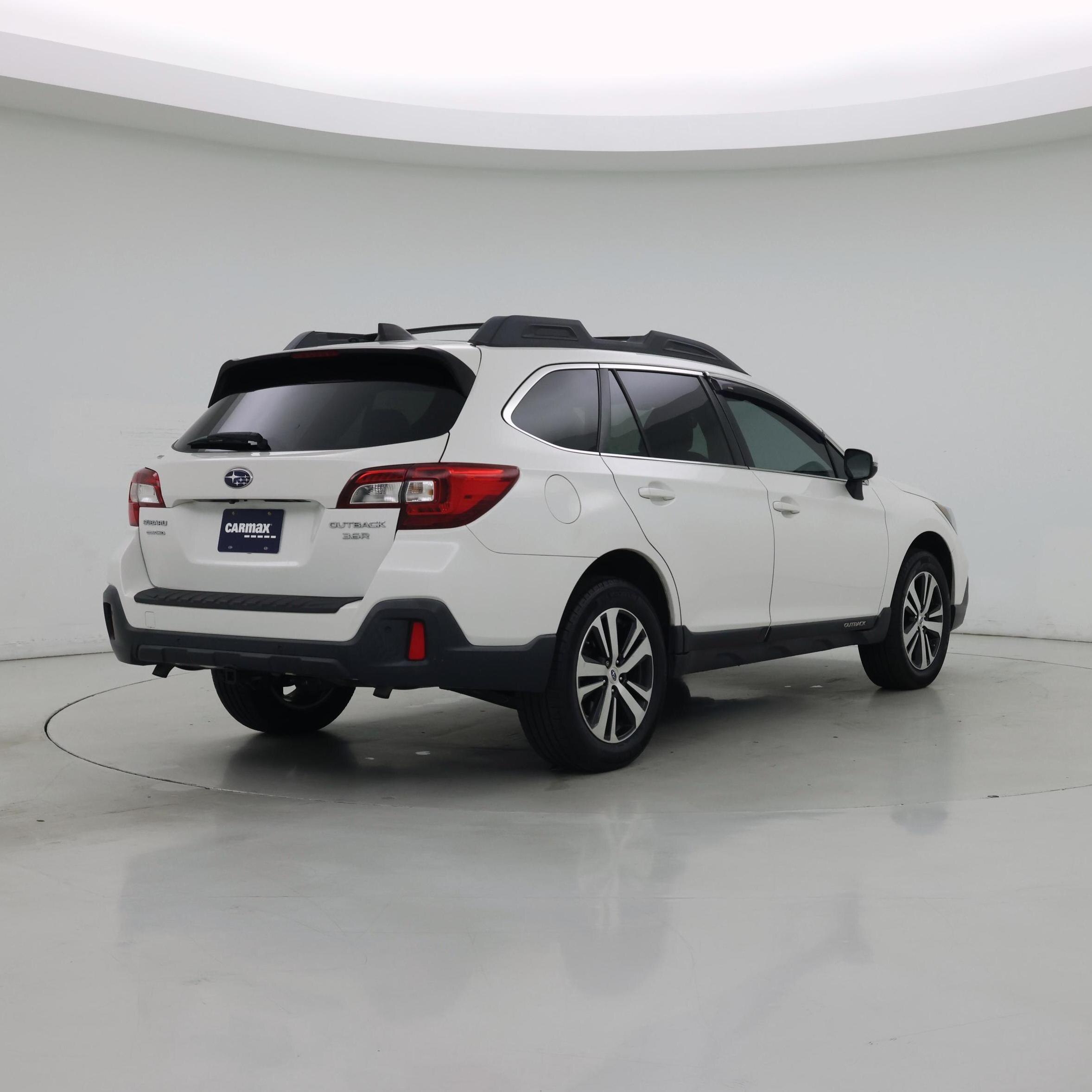 Thumbnail: 2018 Subaru Outback - 8
