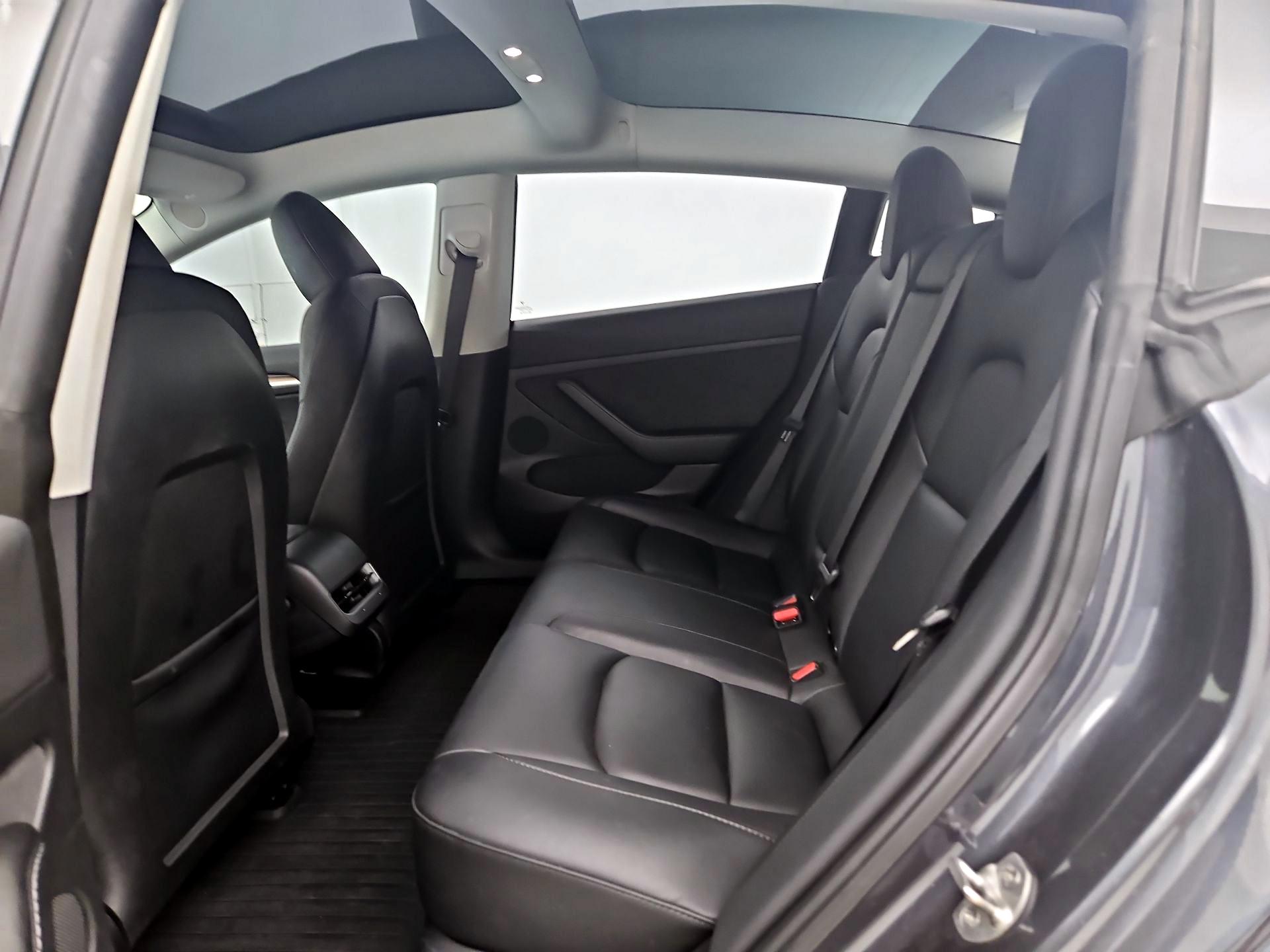 Thumbnail: 2023 Tesla Model 3 - 20